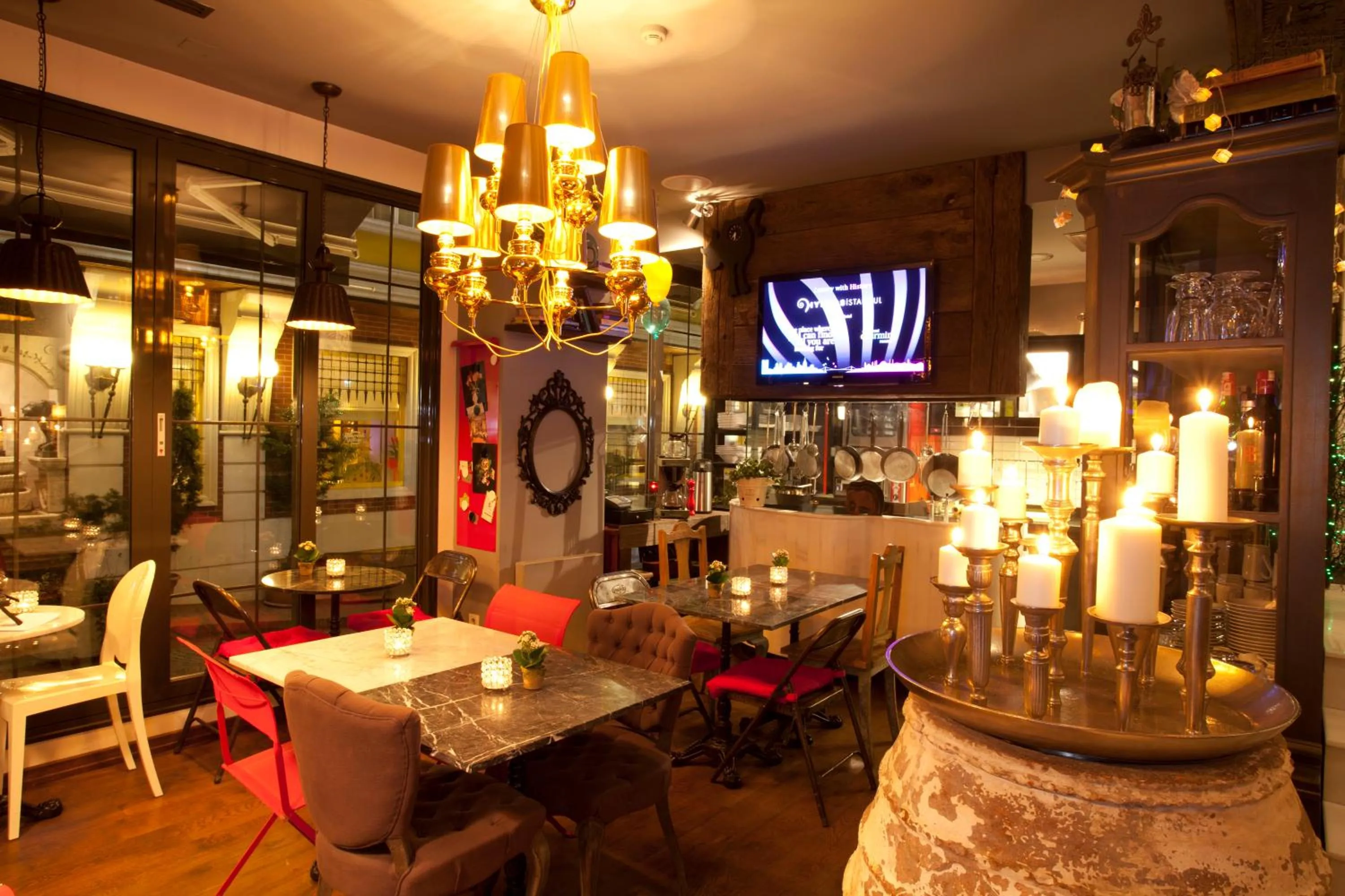 Restaurant/places to eat in Hypnos Design Hotel