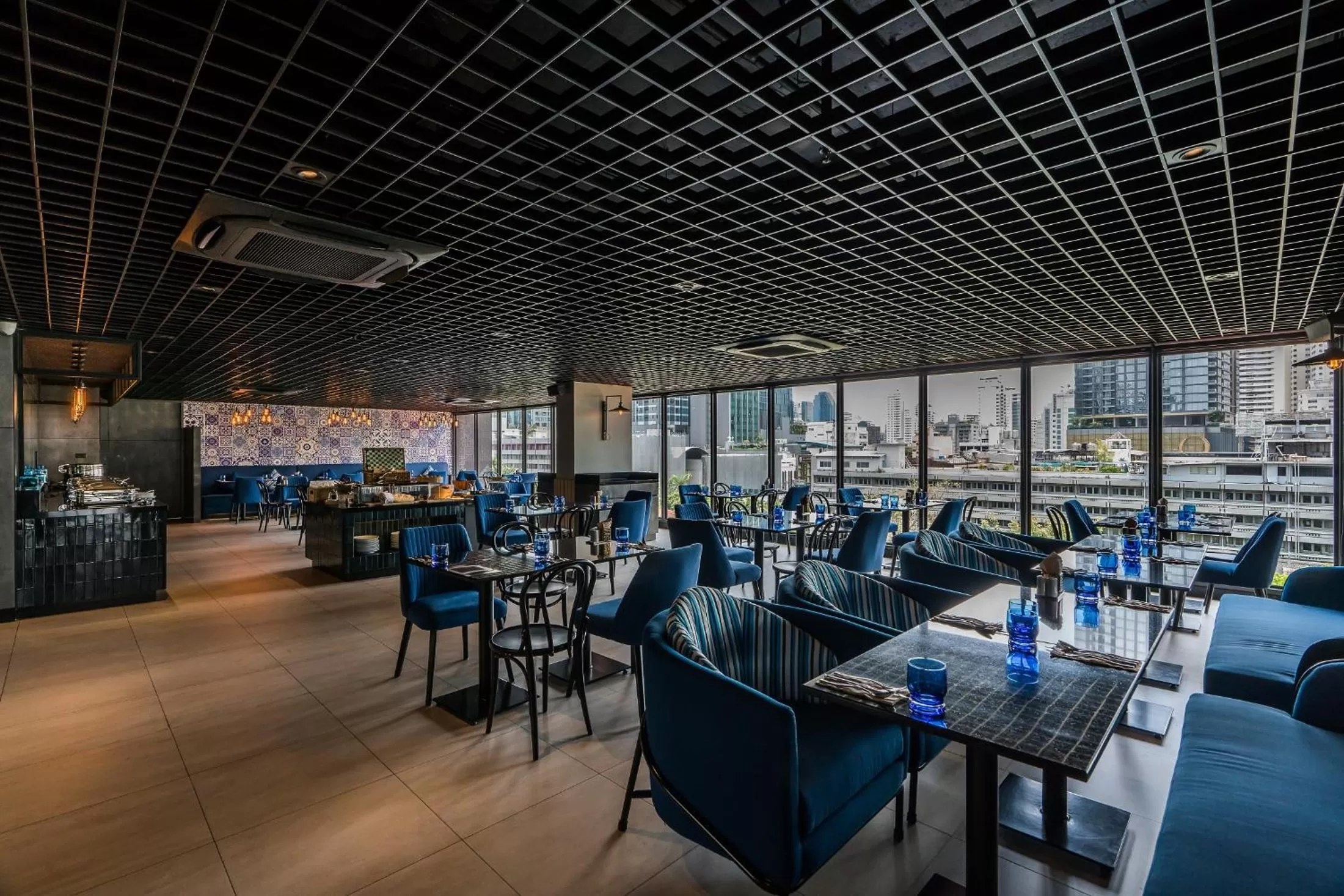 Restaurant/places to eat in The Key Premier Hotel Sukhumvit Bangkok