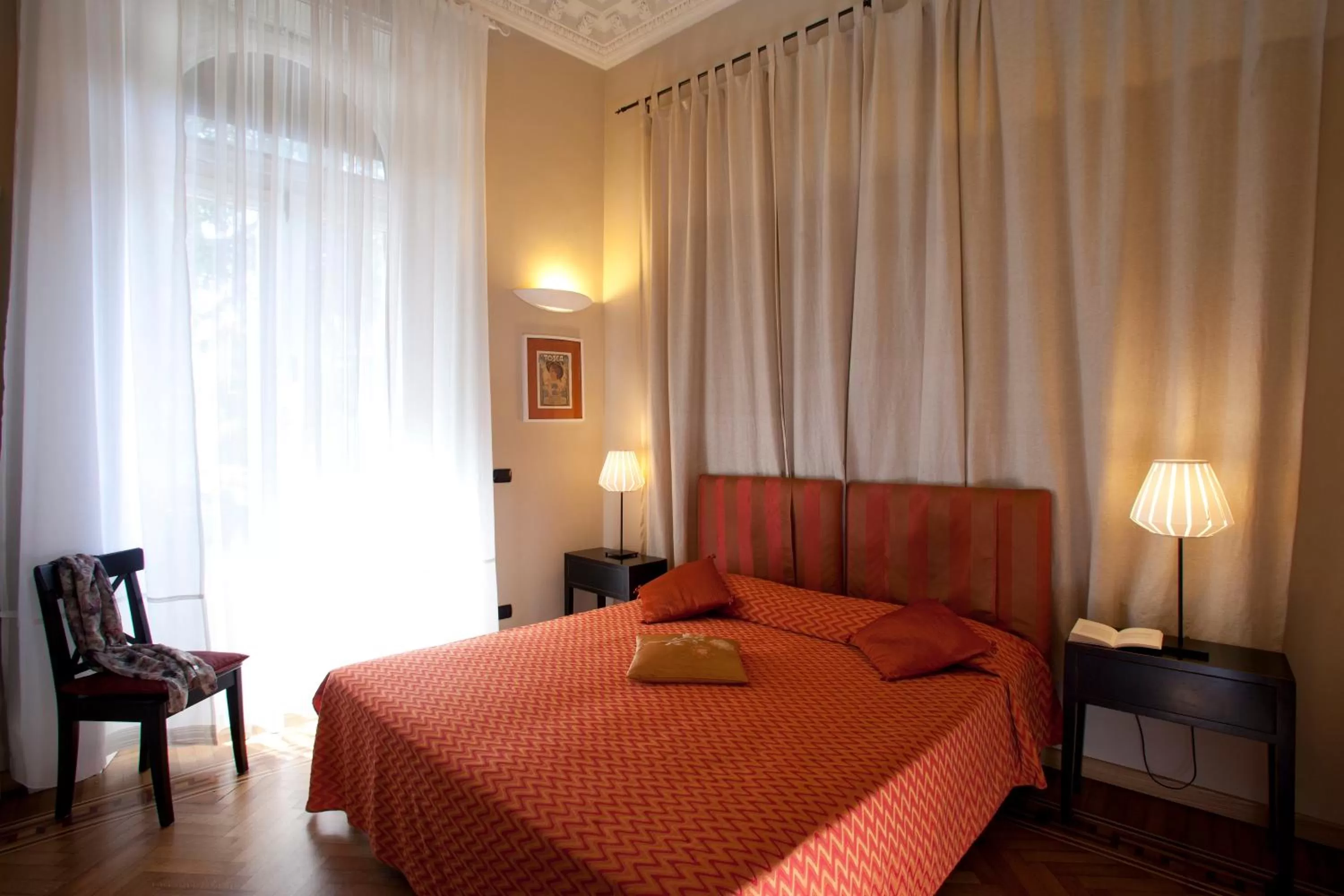 Photo of the whole room, Bed in Palazzo Lombardo