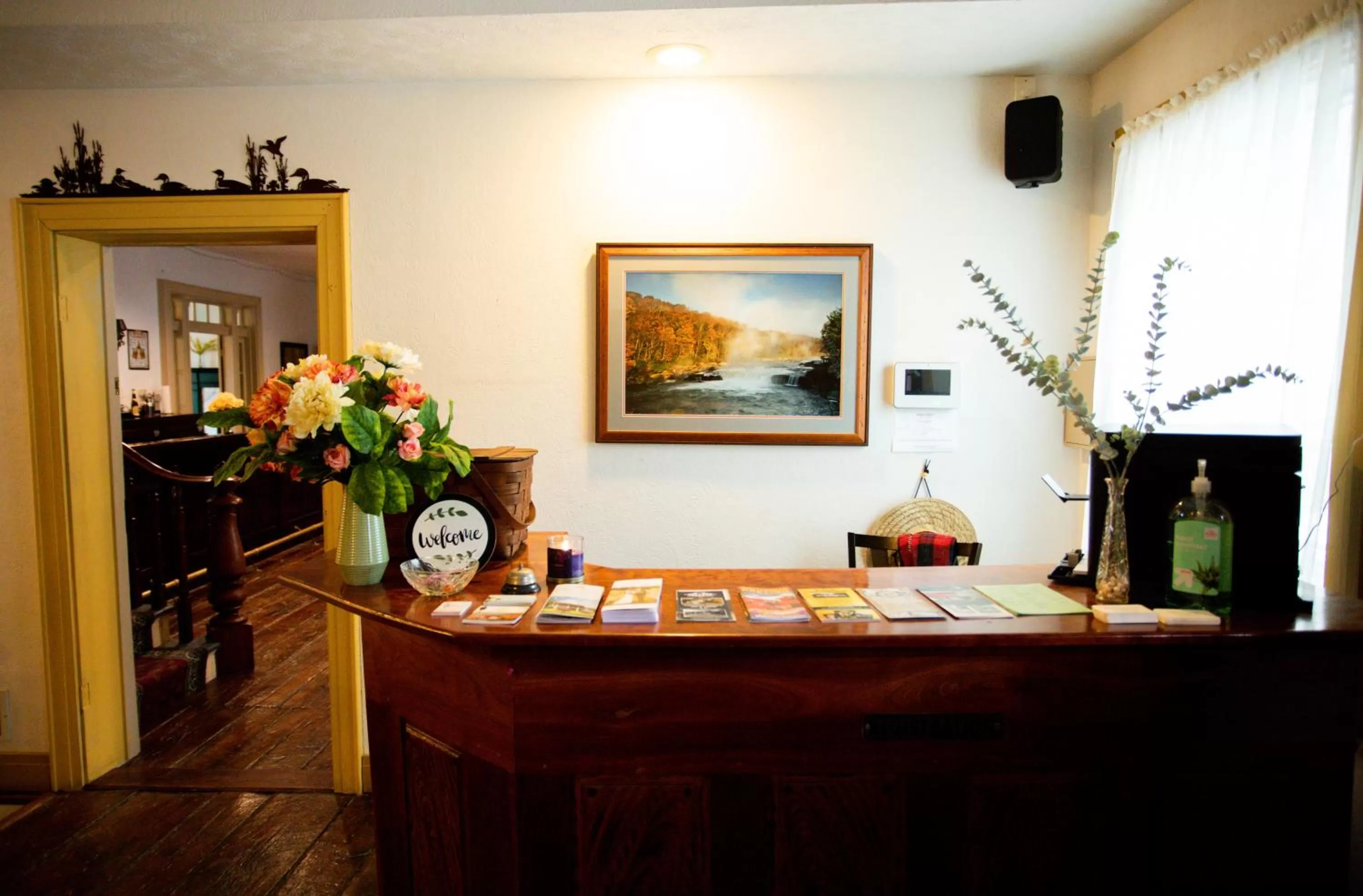 Lobby or reception in Baneberry Meadows B&B