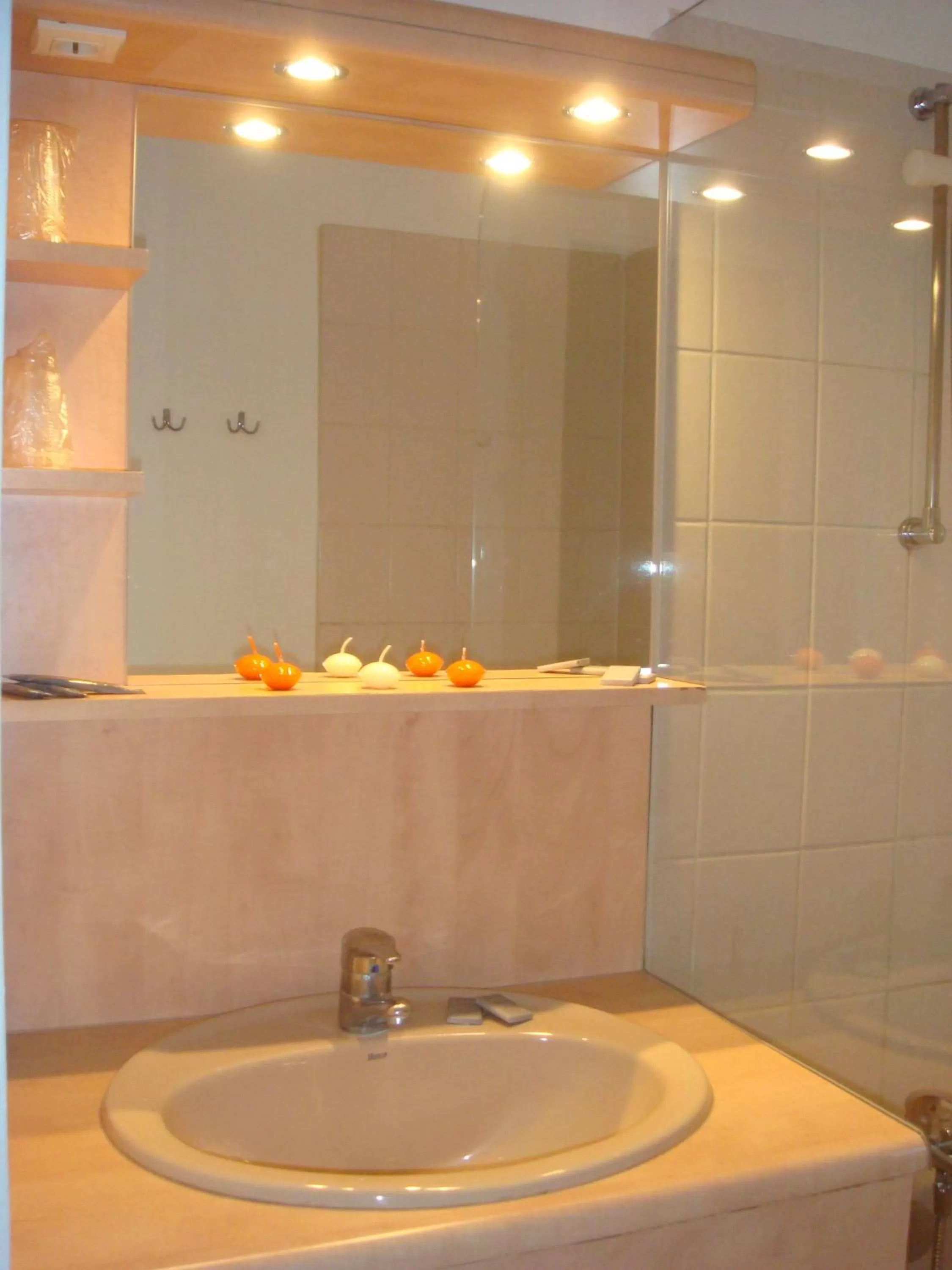 Bathroom in Geneva Residence