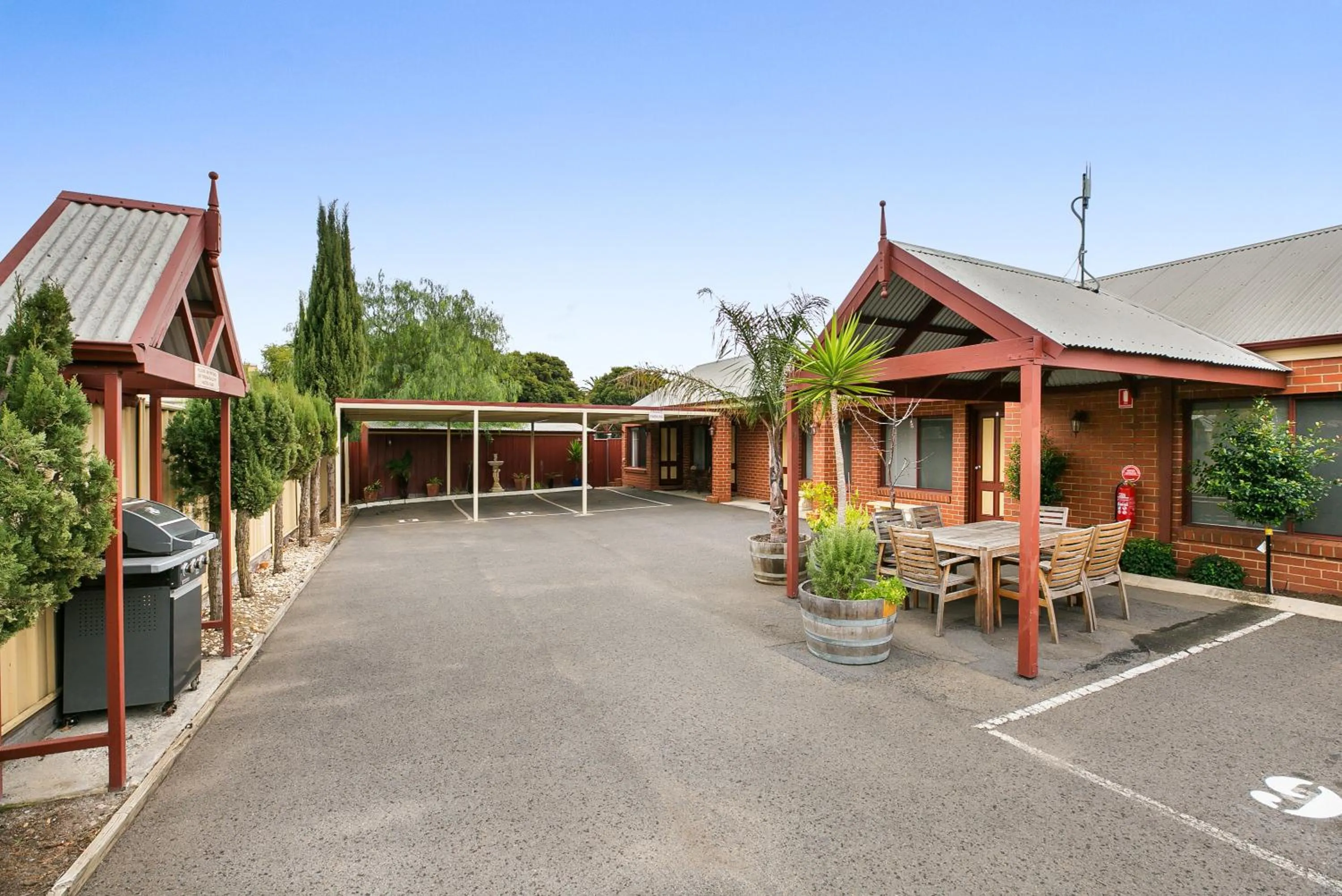 BBQ facilities in Bendigo Goldfields Motor Inn