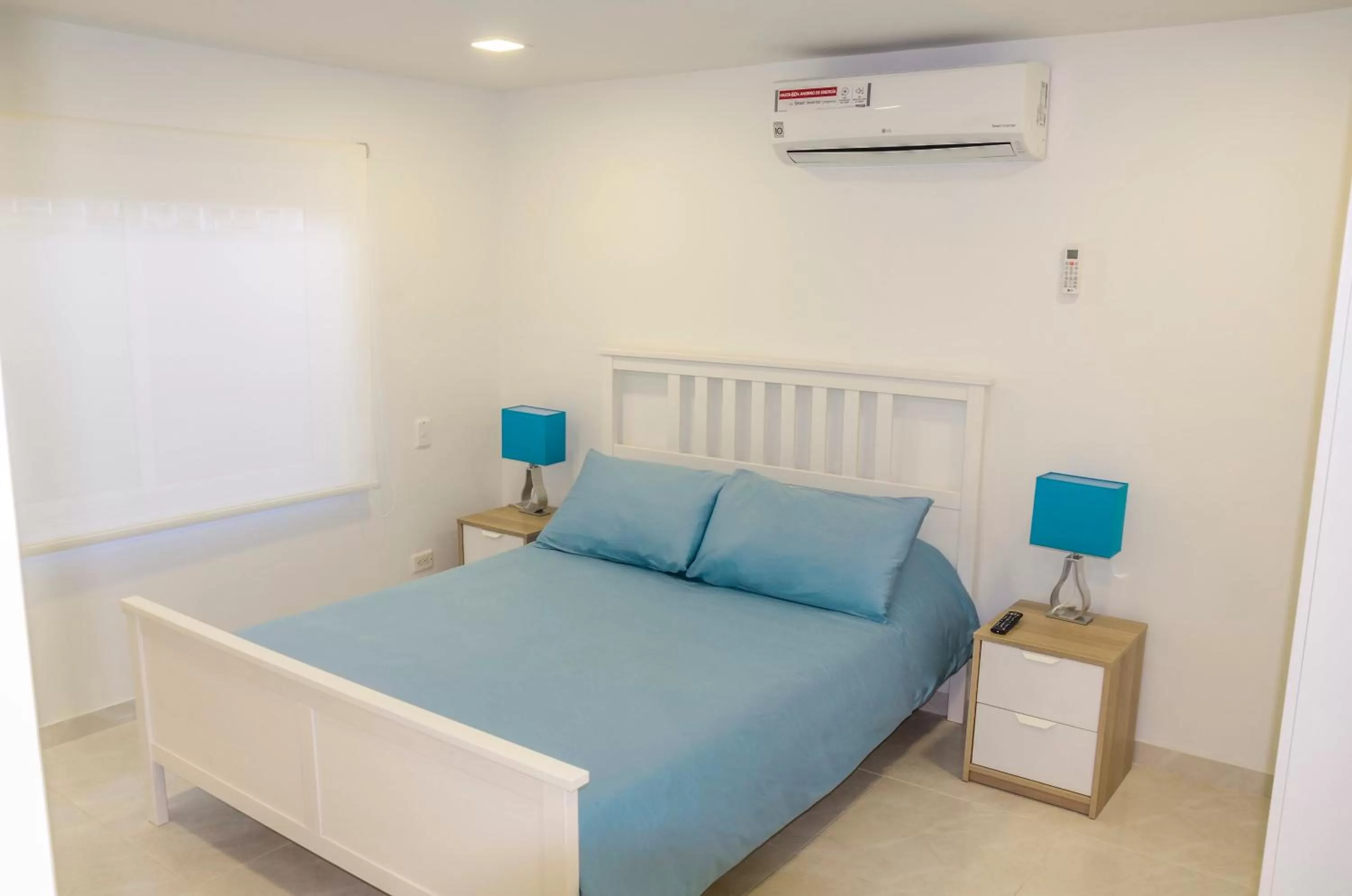 Decorative detail, Bed in By The Sea Guest House