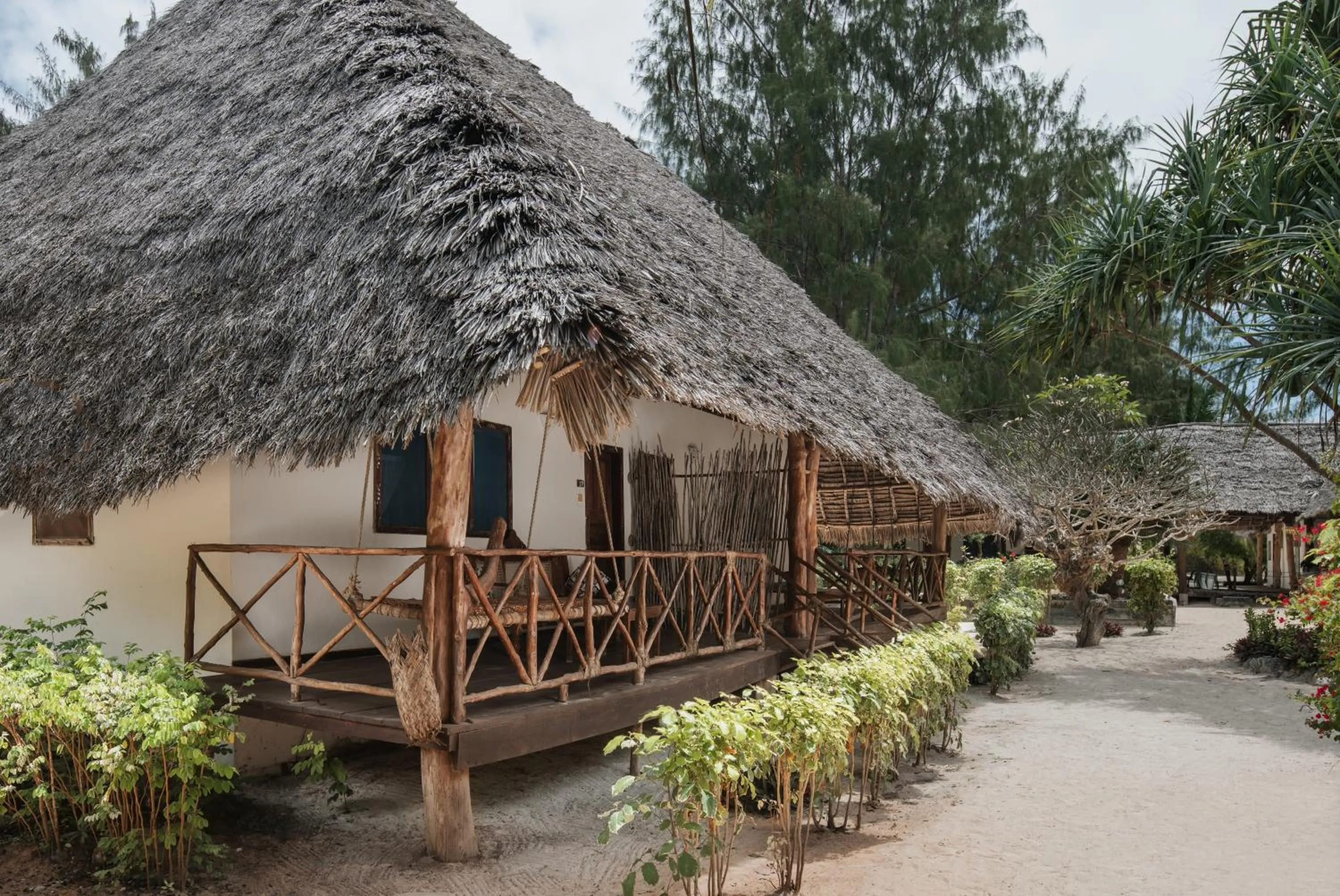 Property building in Hakuna Majiwe Beach Lodge