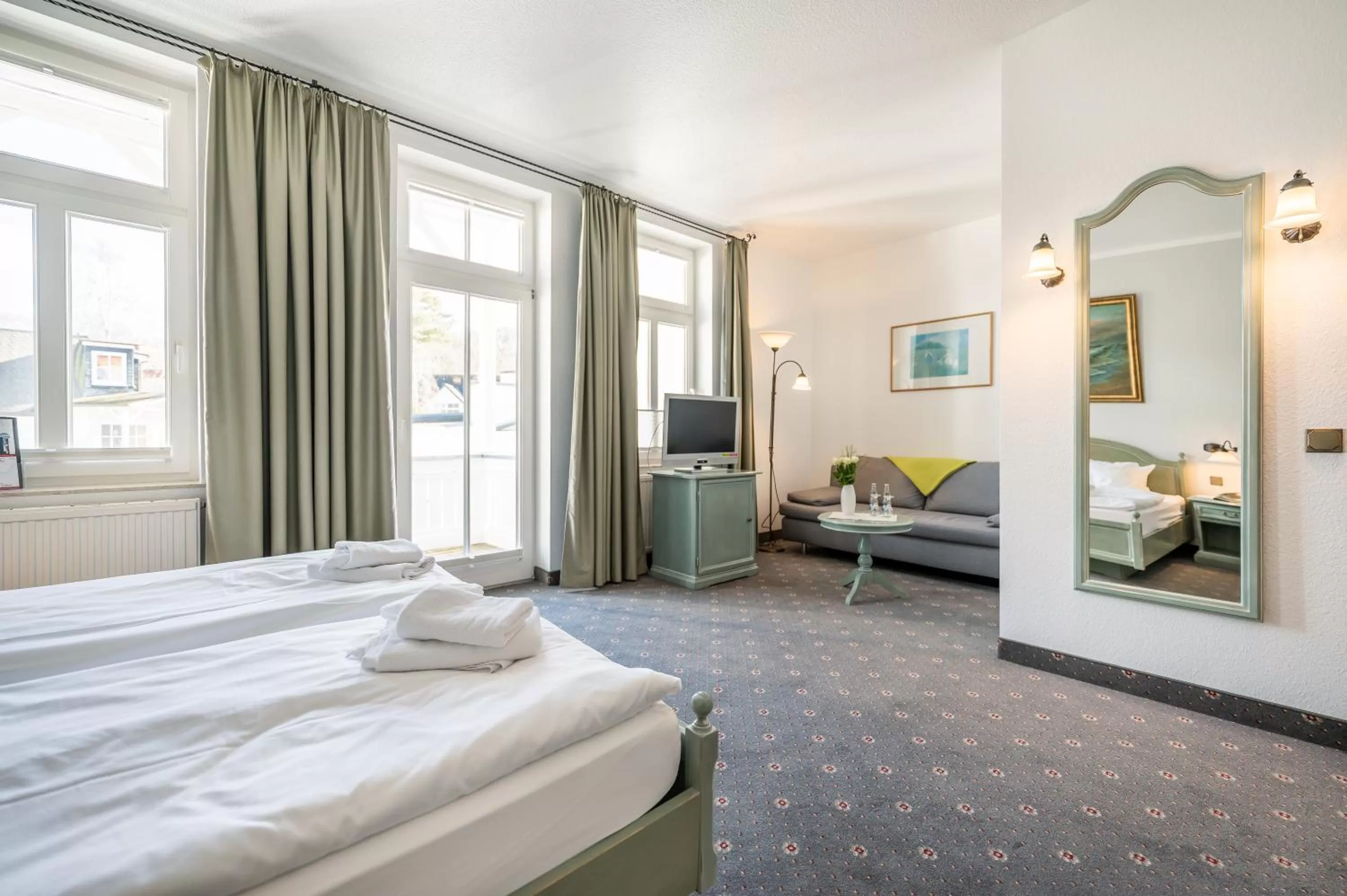 Photo of the whole room in Hotel Villa Neander