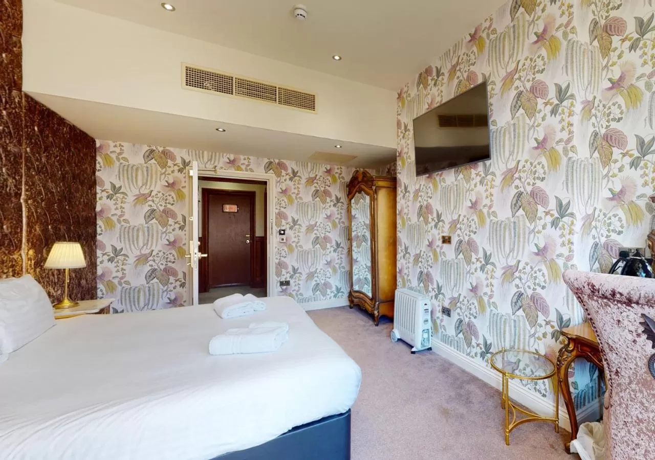 Bedroom, Bed in The Coal Exchange Hotel