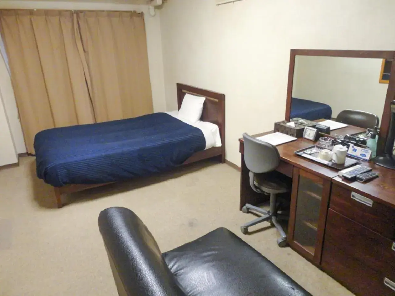 Double Room with Small Double Bed - single occupancy in HOTEL LiVEMAX BUDGET Nagoya Double Room with Small Double Bed - single occupancy in HOTEL LiVEMAX BUDGET Nagoya