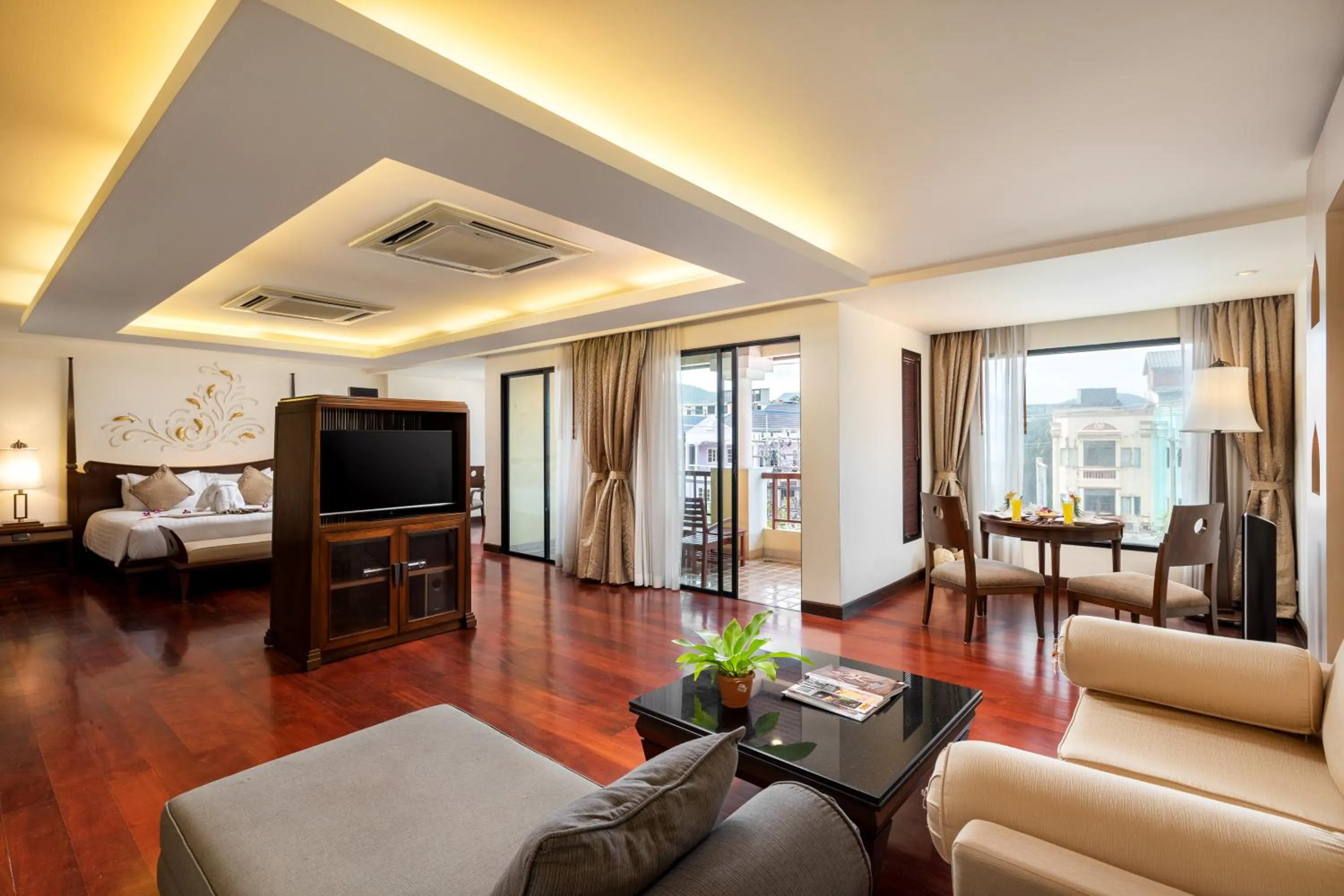 TV and multimedia, Bed in Patong Paragon Resort & Spa SHA Extra Plus