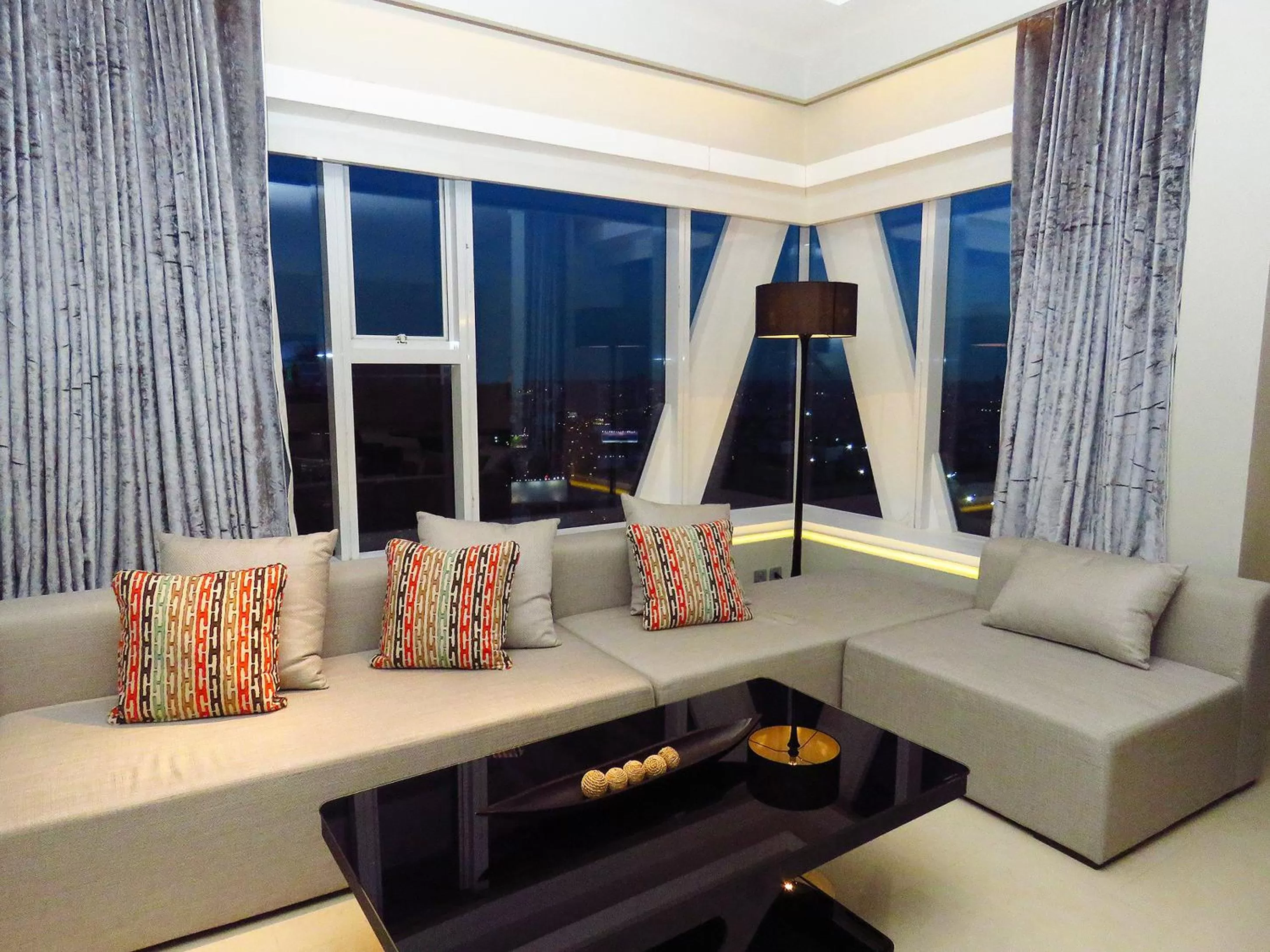Living room in Mode Sathorn Hotel - SHA Extra Plus