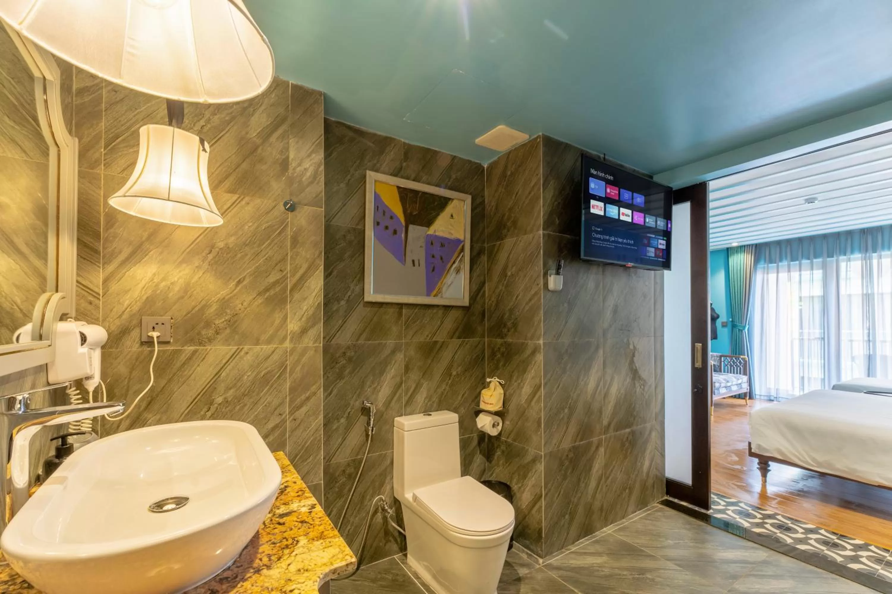 Toilet, Bed in Son Hoi An Boutique Hotel & Spa