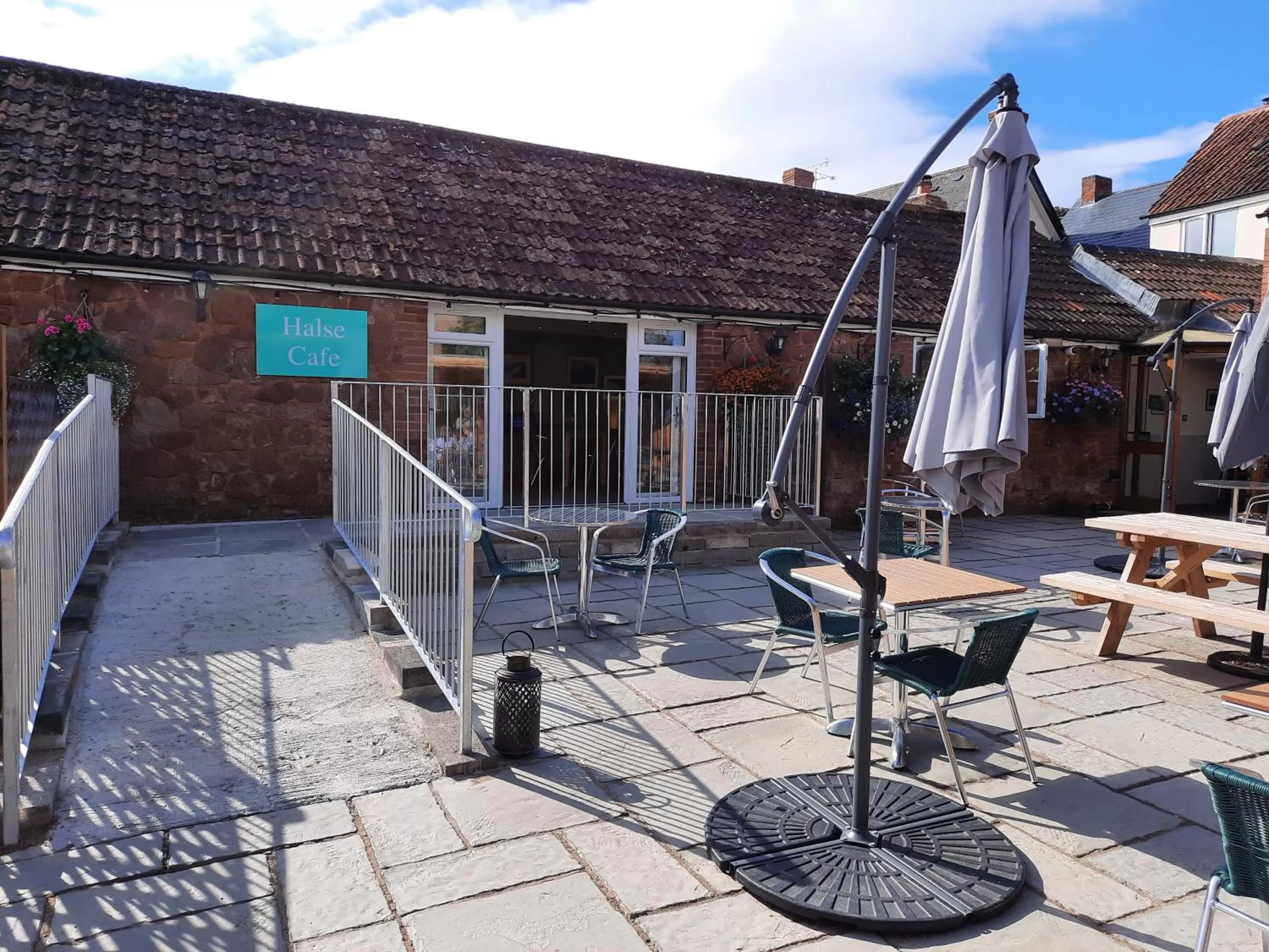 Facility for disabled guests in The New Inn Halse