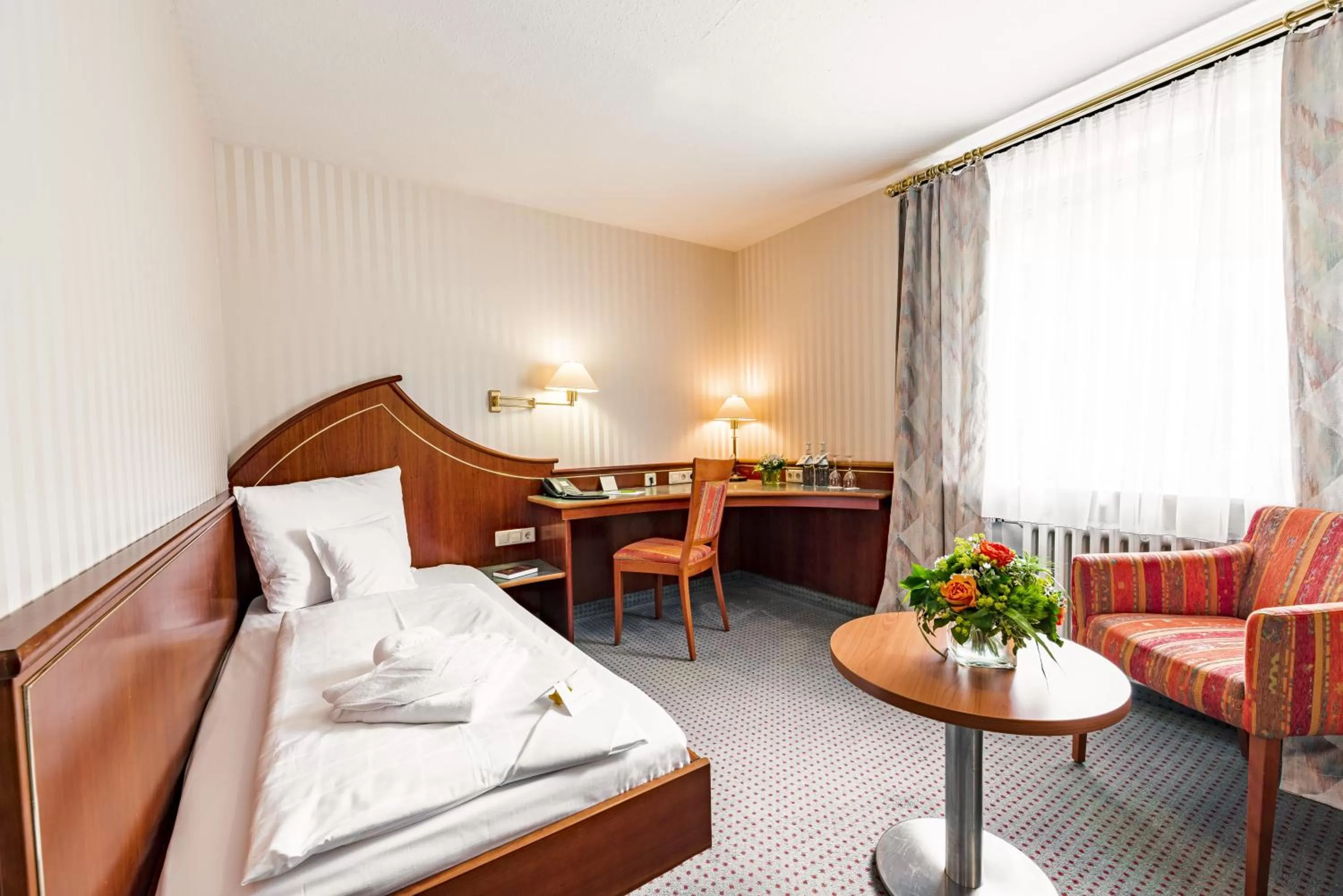 Photo of the whole room, Bed in Hotel Wartburg