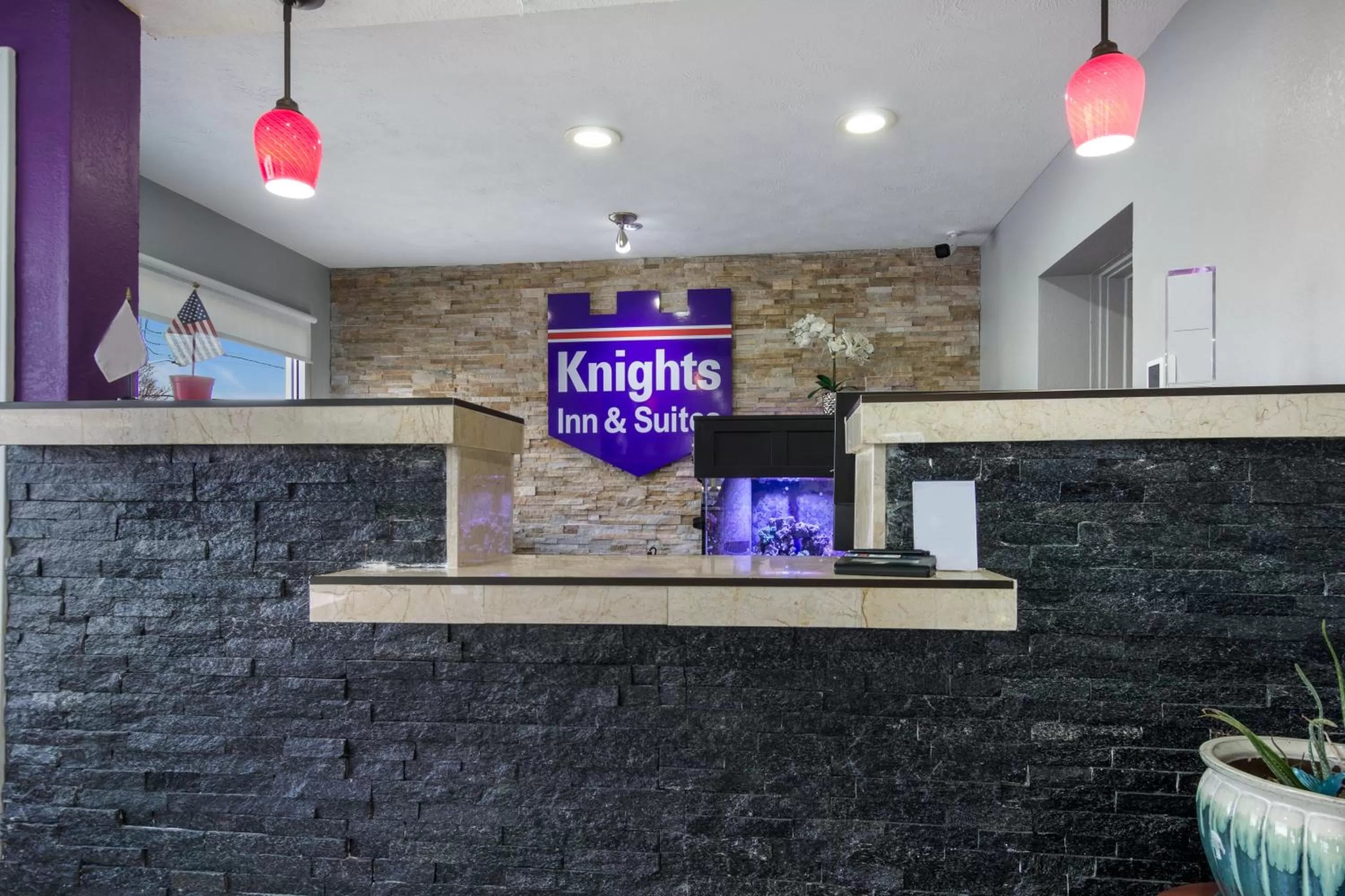 Knights Inn and Suites Salem