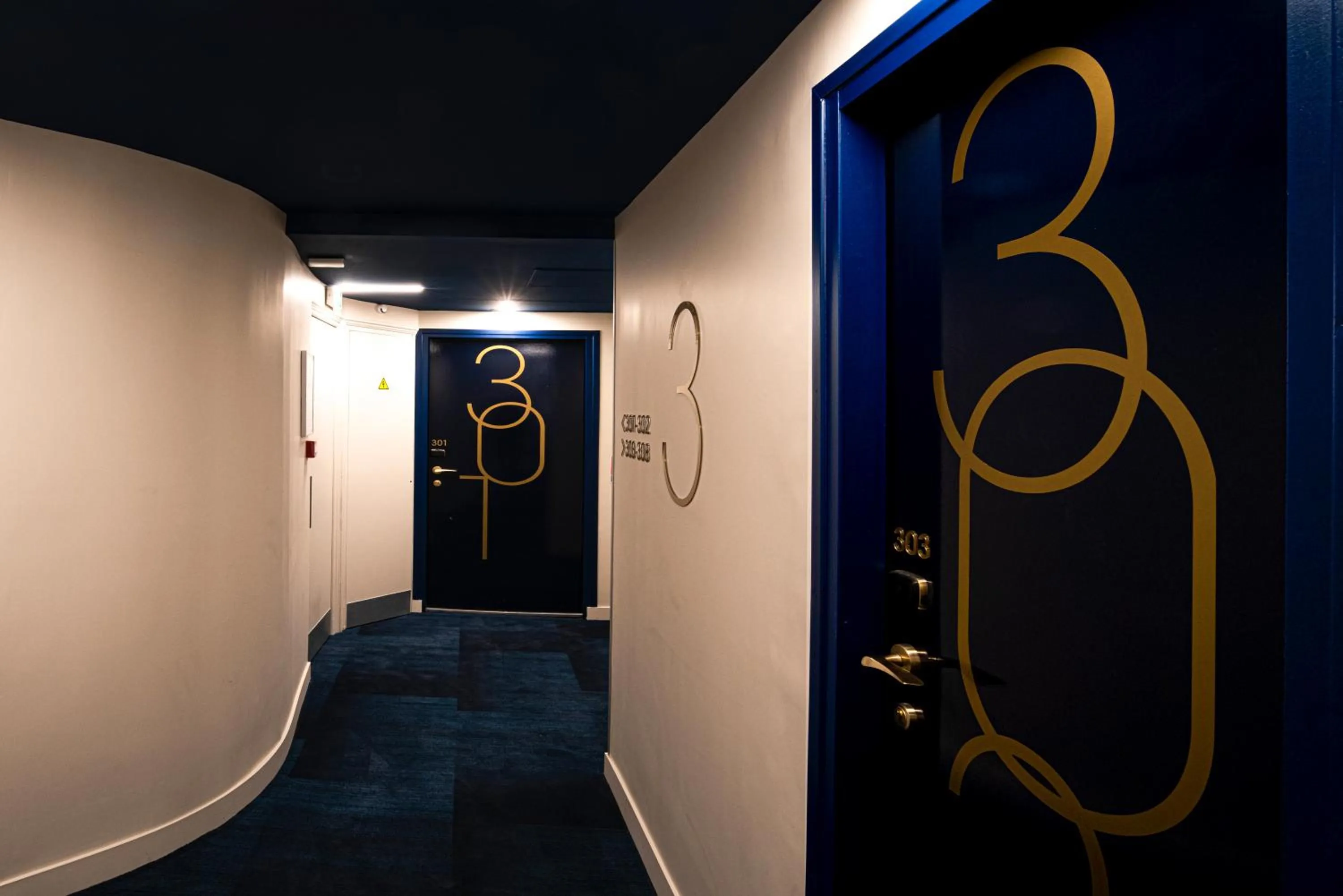 Floor plan in ibis Styles Paris Opera Lafayette