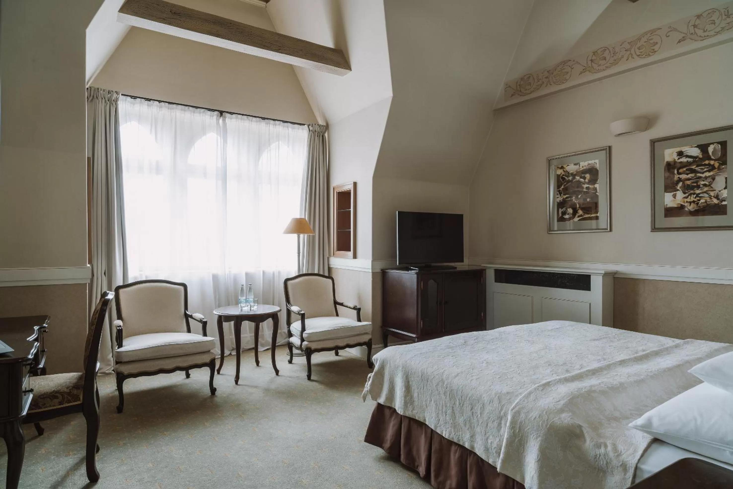 TV and multimedia, Bed in Art Hotel