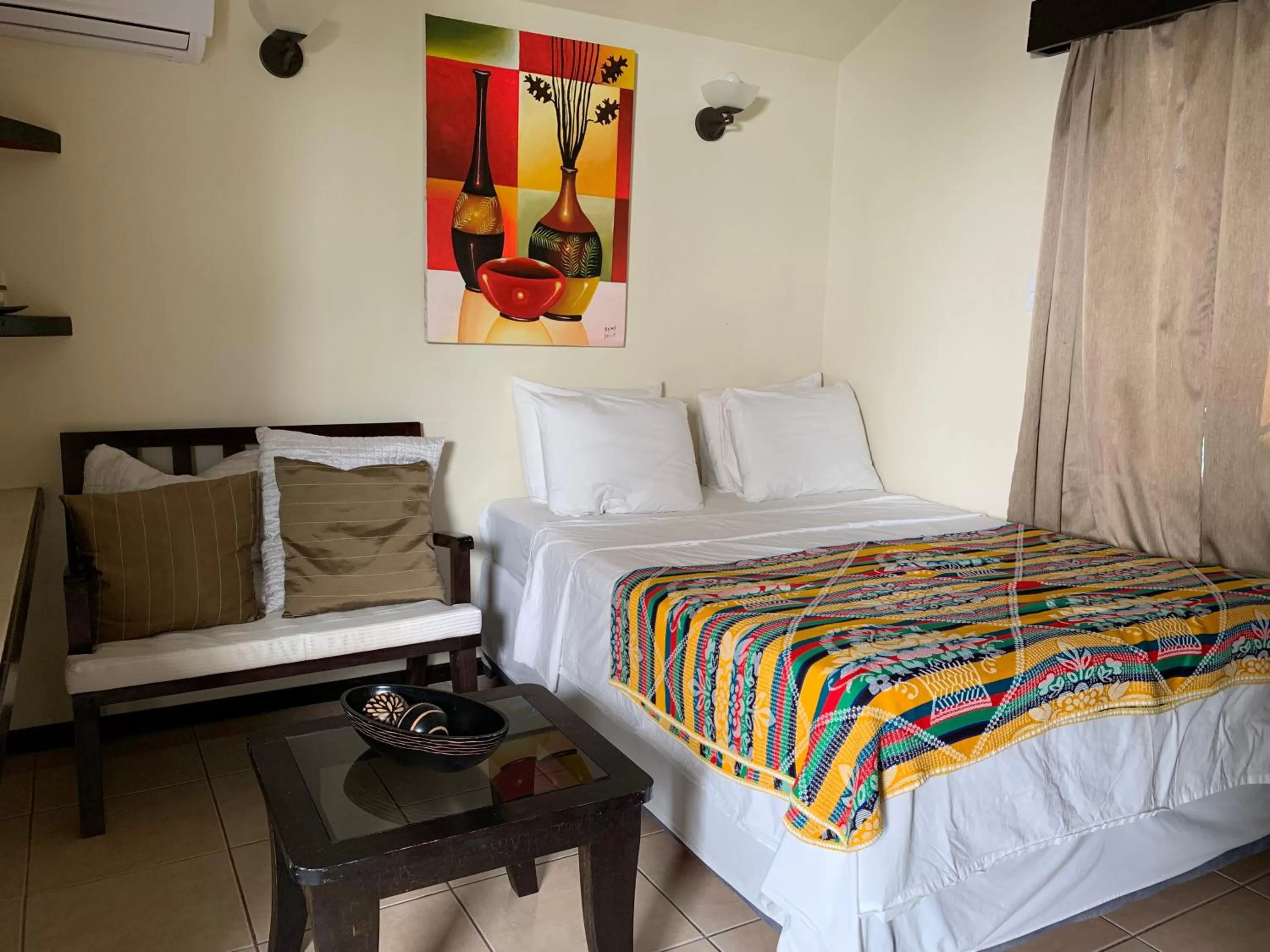 Bed in Blue Wave Guest House