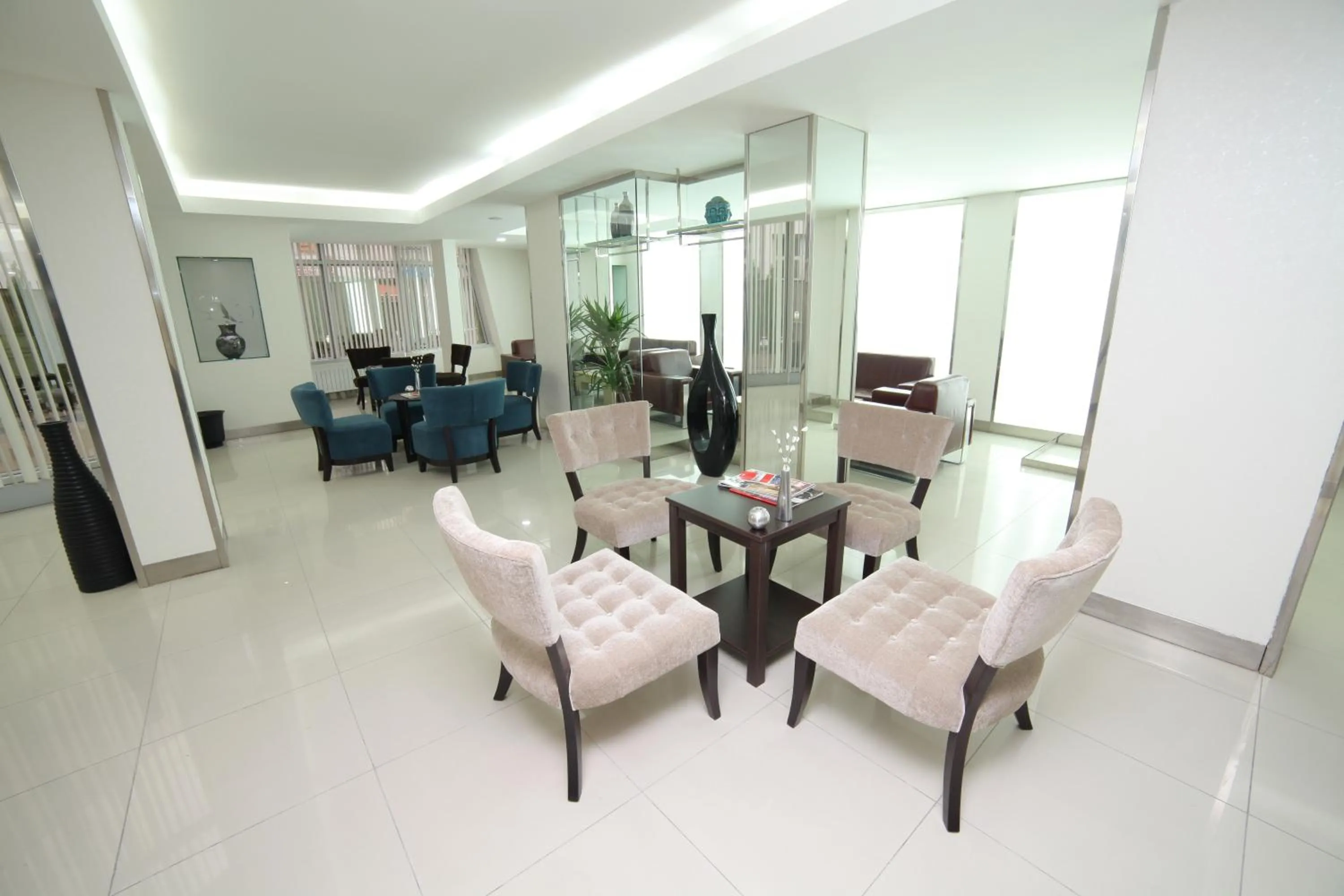 Lounge or bar in Asrin Business Hotel Kızılay