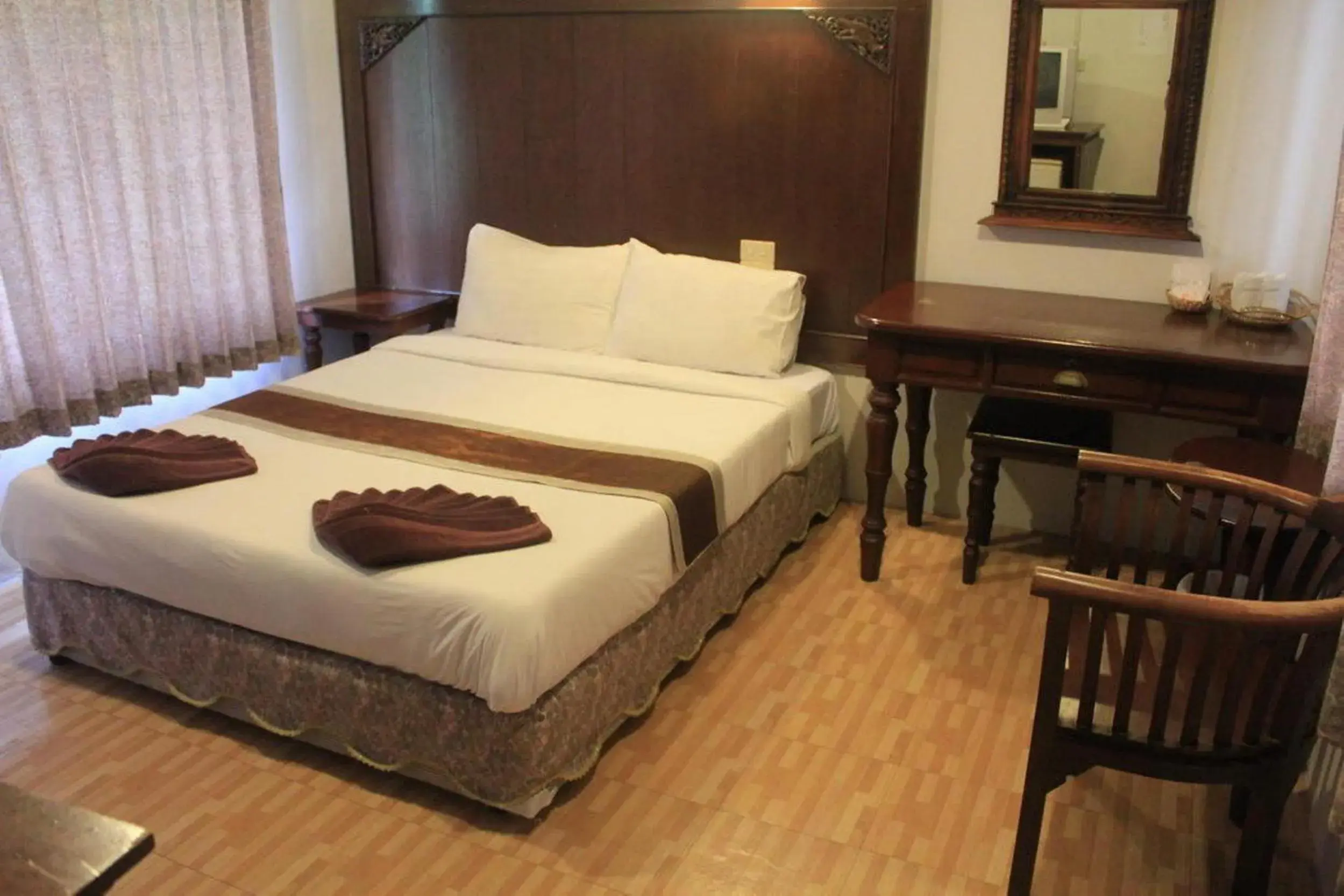 Superior Double or Twin Room in Chaweng Noi Resort Superior Double or Twin Room in Chaweng Noi Resort