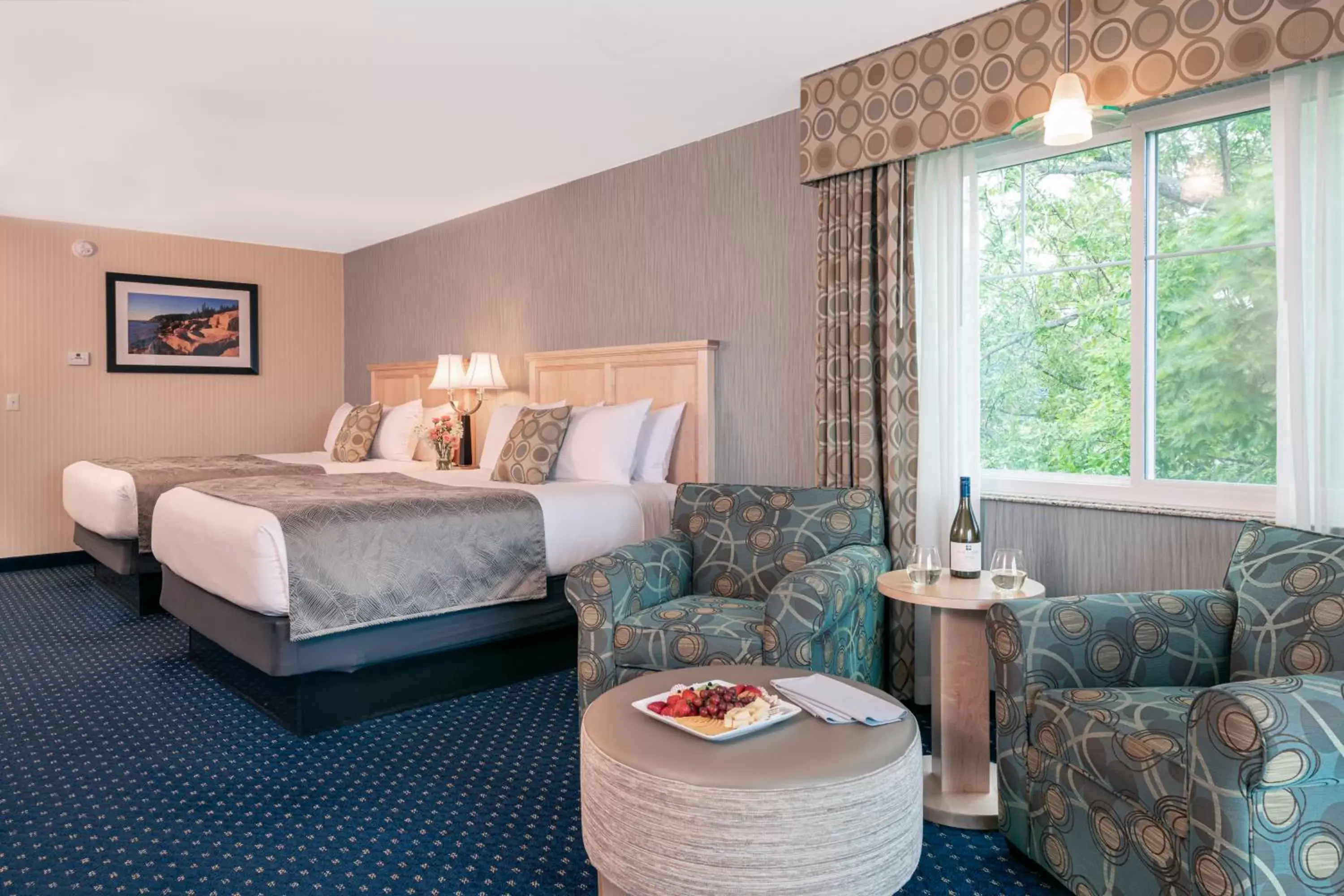 Family Suite in Atlantic Oceanside Hotel & Conference Center Family Suite in Atlantic Oceanside Hotel & Conference Center