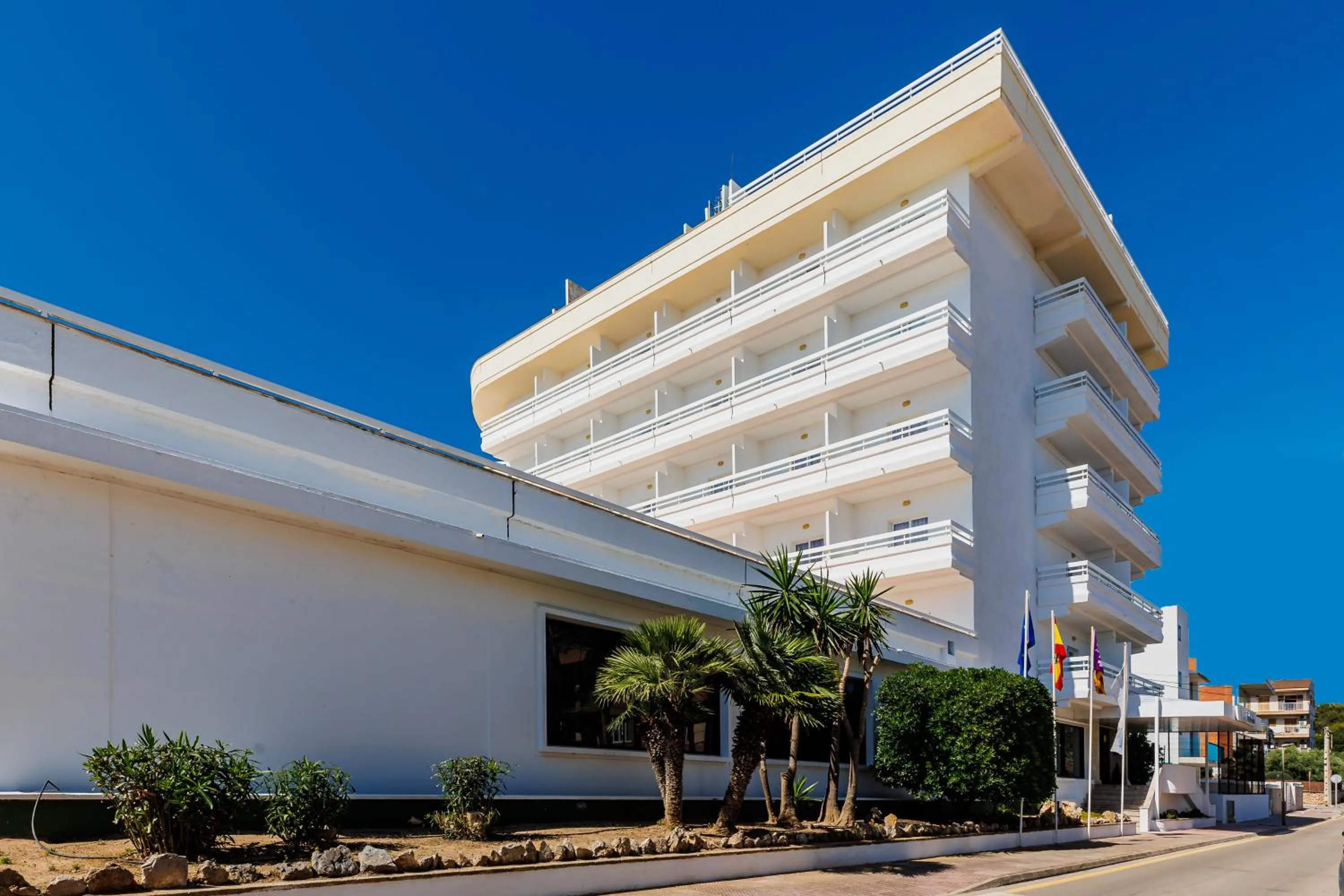 Property building in Bellevue Belsana