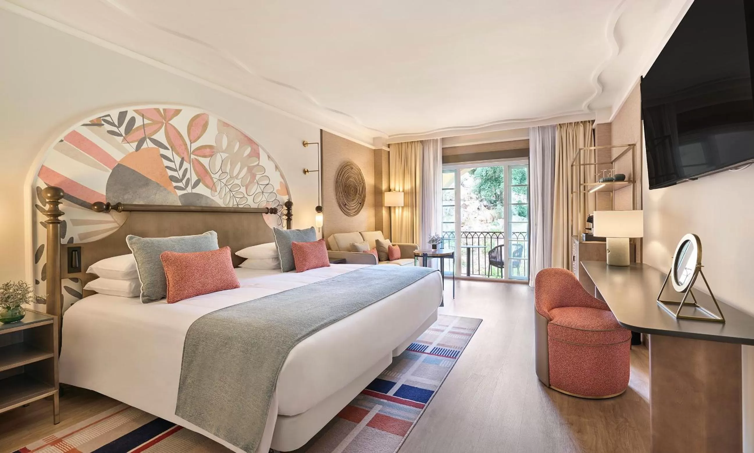 Golfcourse, Bed in Grand Hyatt La Manga Club Golf & Spa