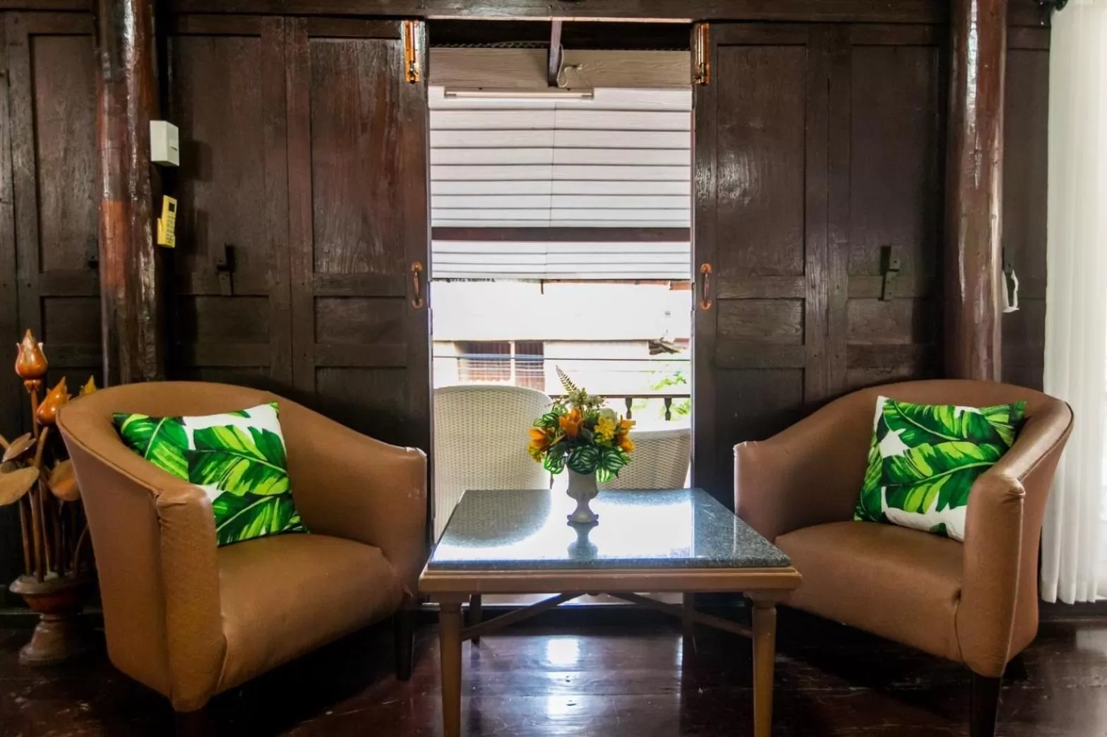 Seating Area in MANDARIN LODGE by victor