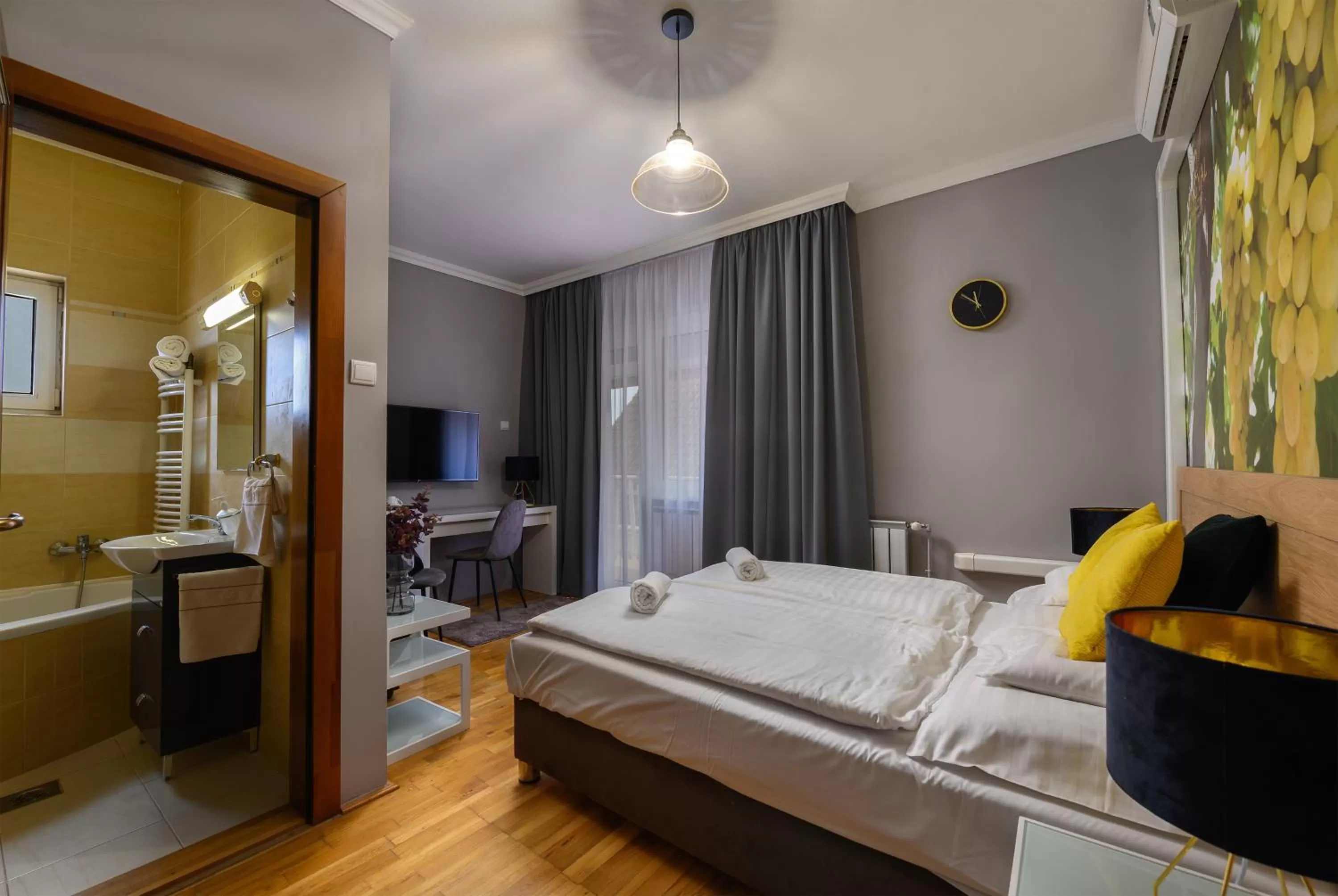 Property building in Angyal Panzió