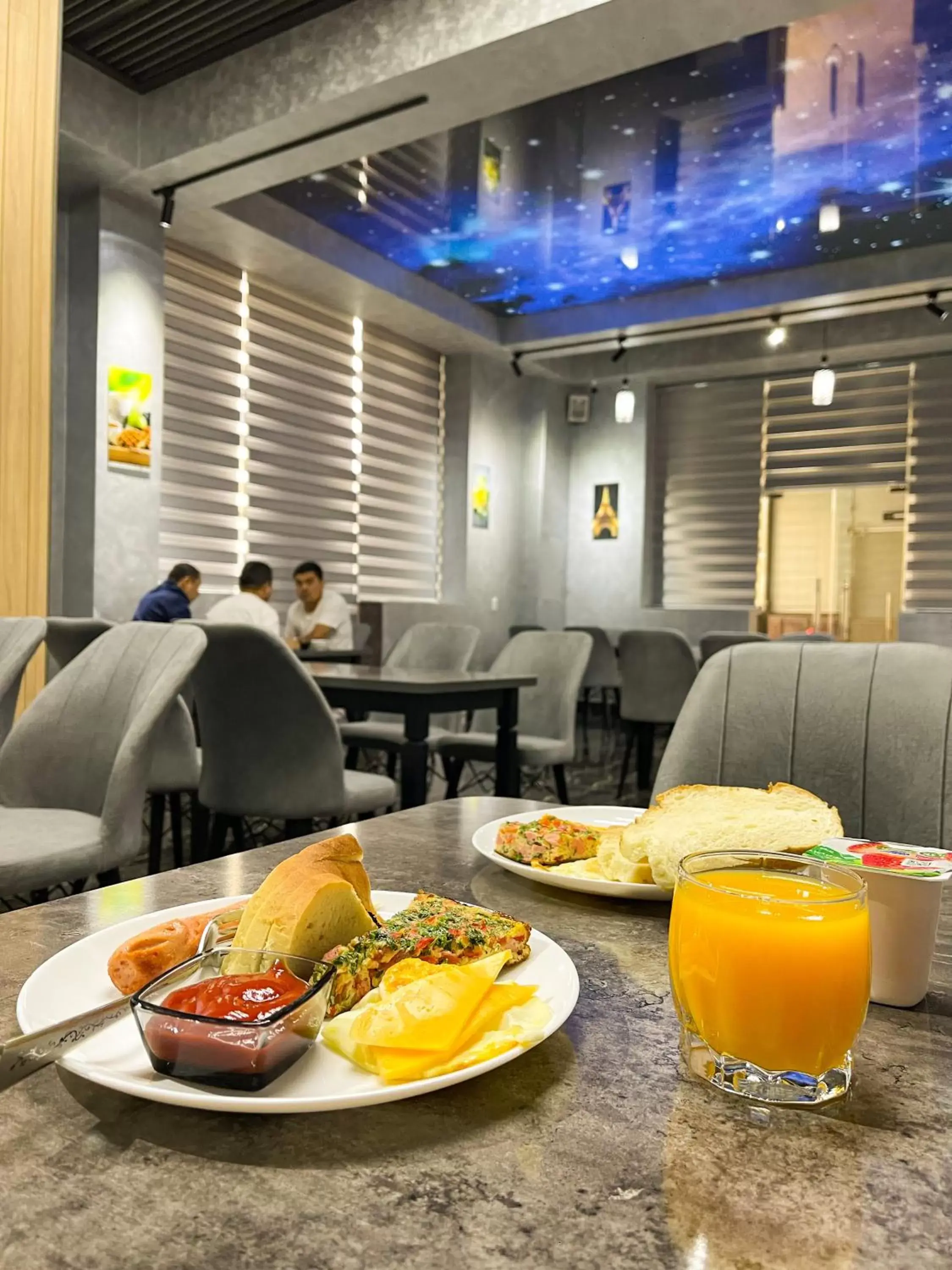 Deluxe Family Room in Medina Hotel Samarkand Deluxe Family Room in Medina Hotel Samarkand