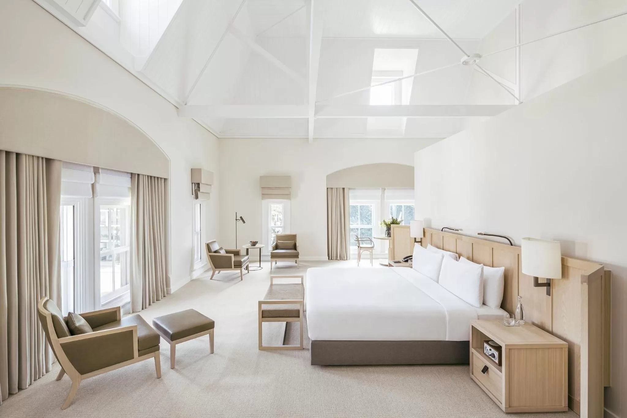 Bedroom, Bed in COMO The Treasury