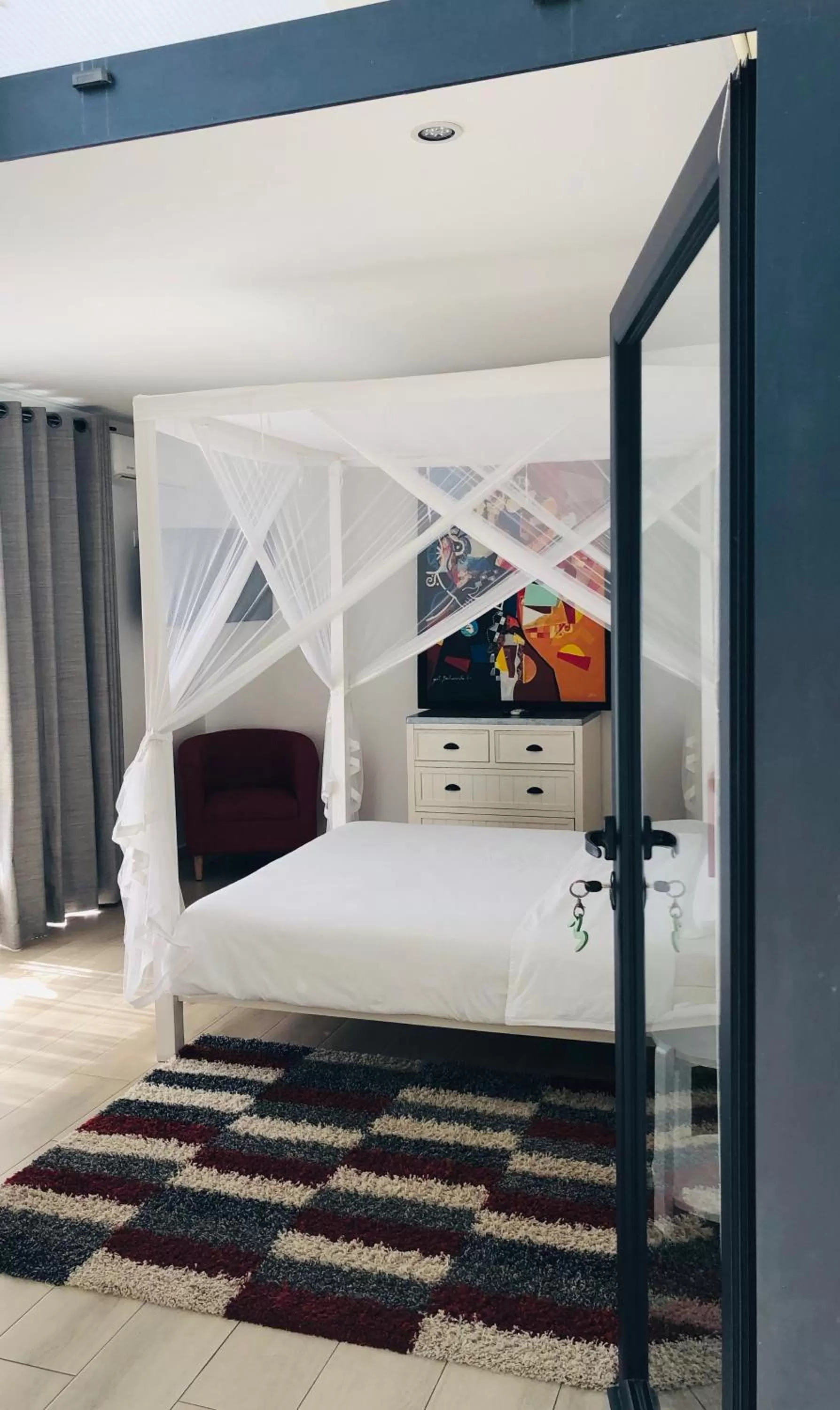 Decorative detail, Bed in PAP'S Chambres d'Hôtes