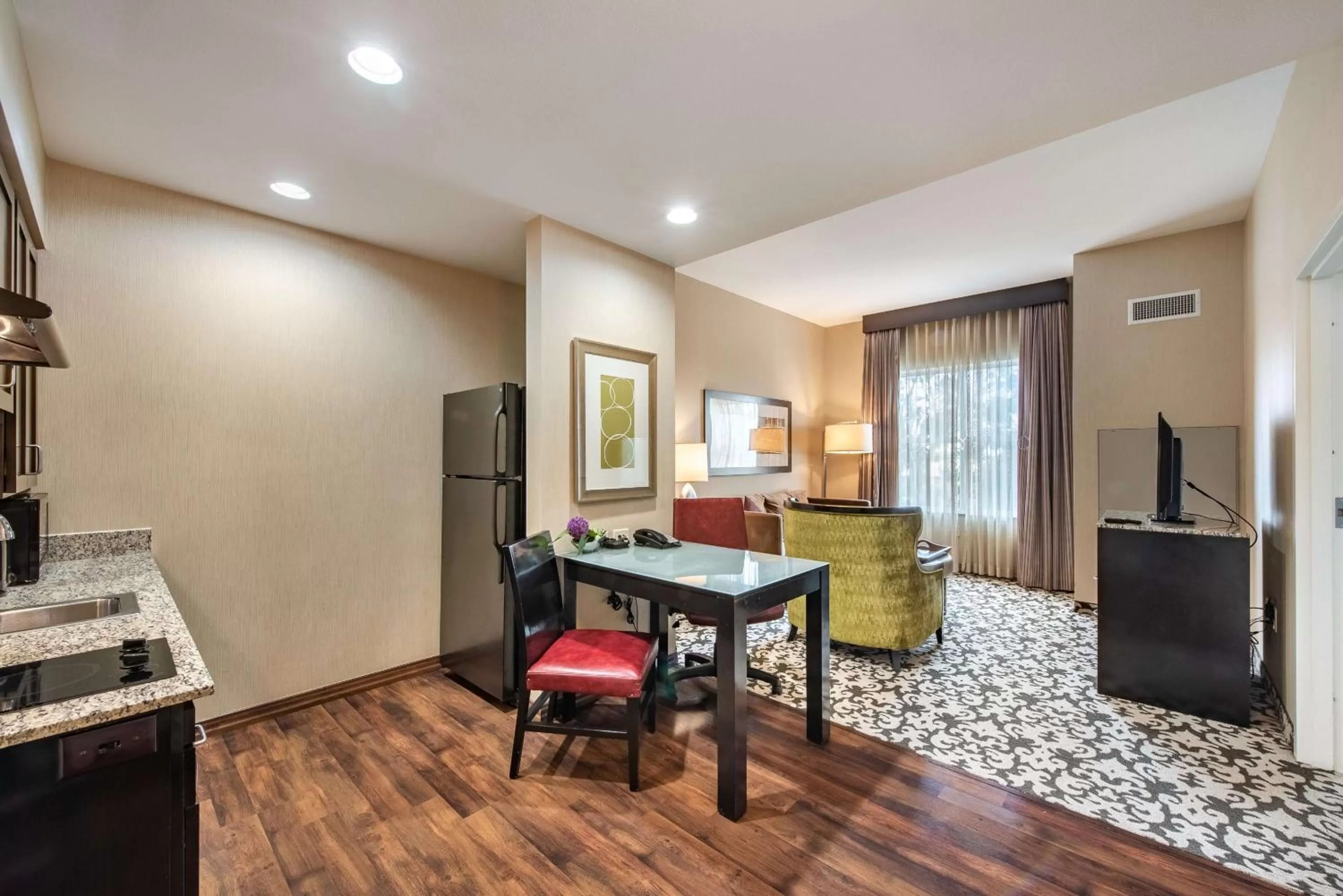 Living room in Homewood Suites by Hilton Oxnard/Camarillo