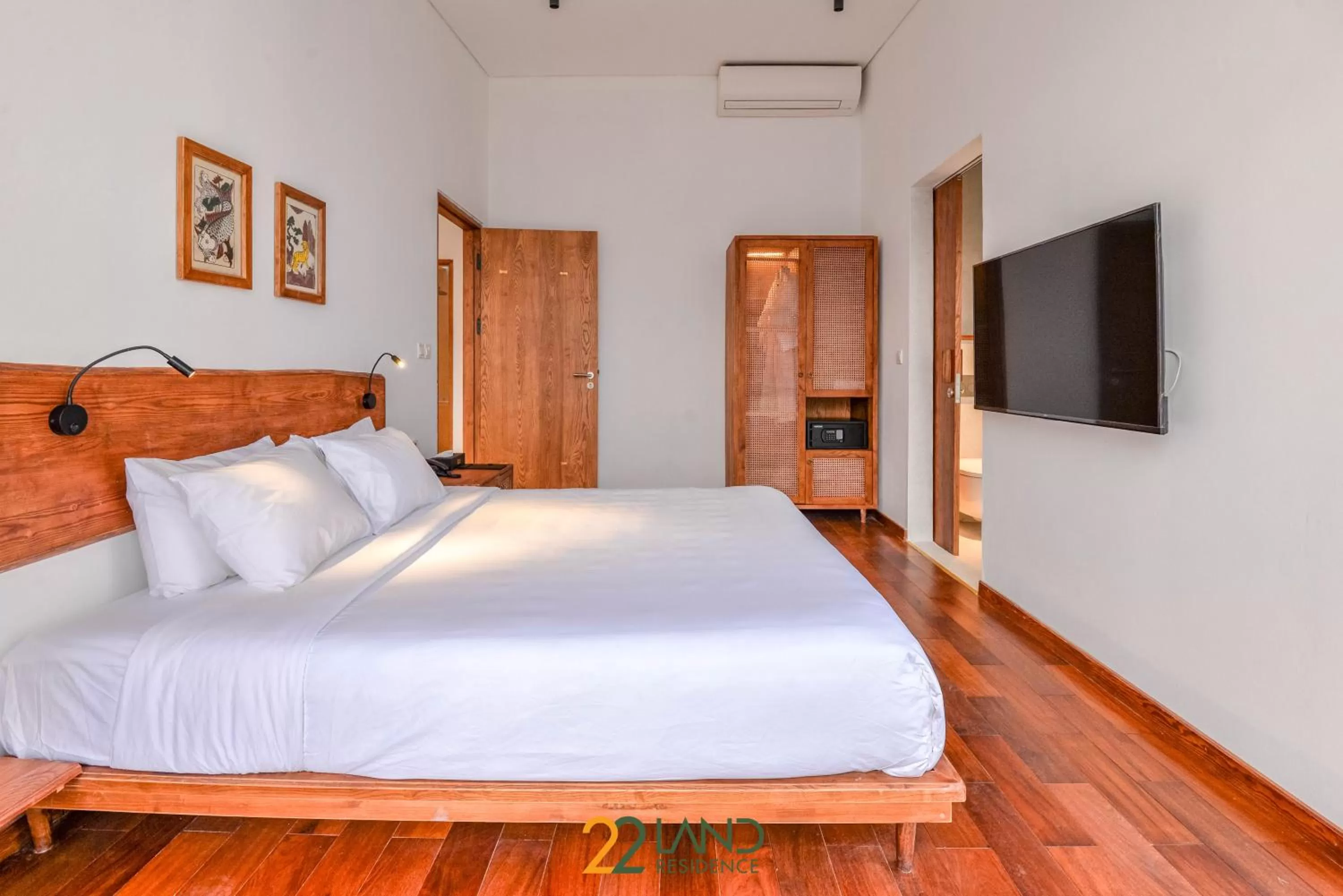 Communal lounge/ TV room, Bed in 22Land Hotel & Residence