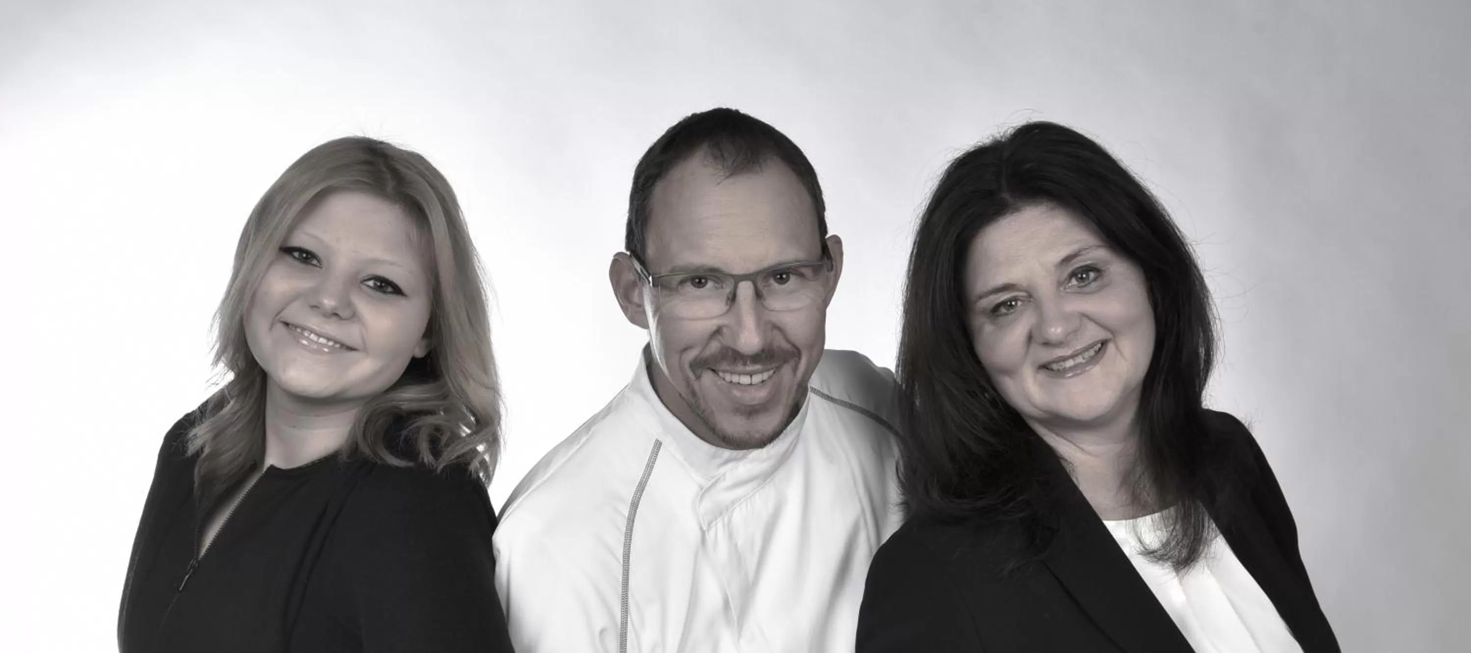 Family in Saar Galerie