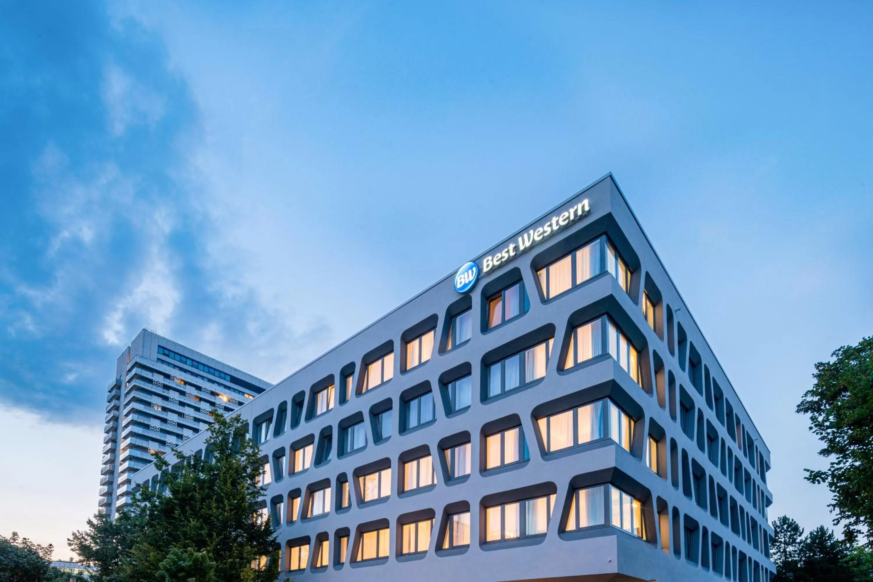 Property building in Best Western Hotel Arabellapark Muenchen