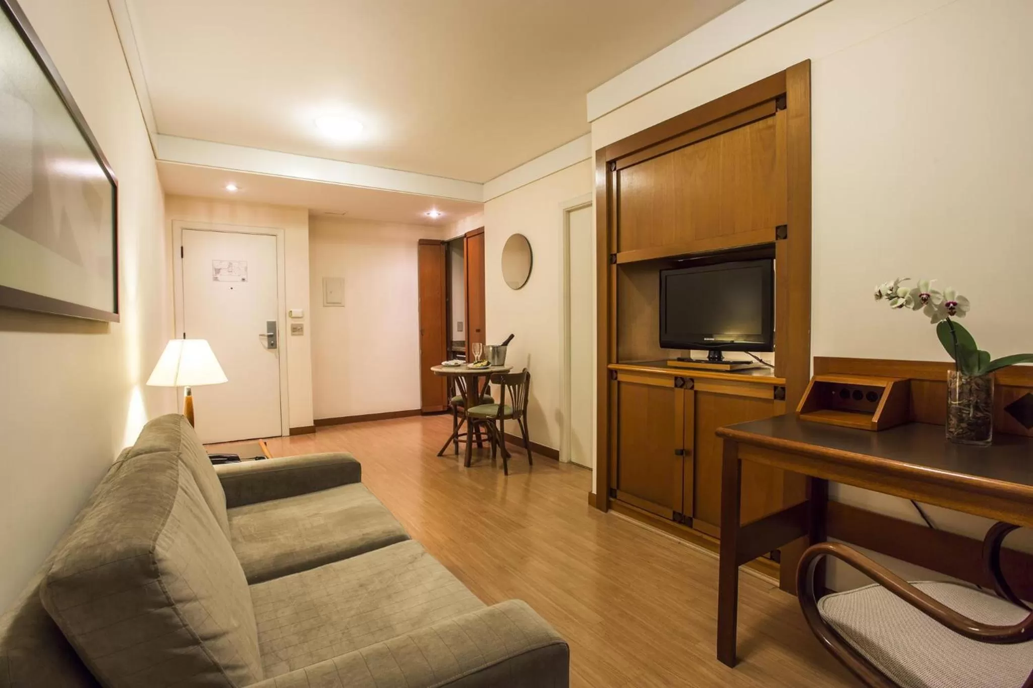 Living room in Estanplaza Nações Unidas