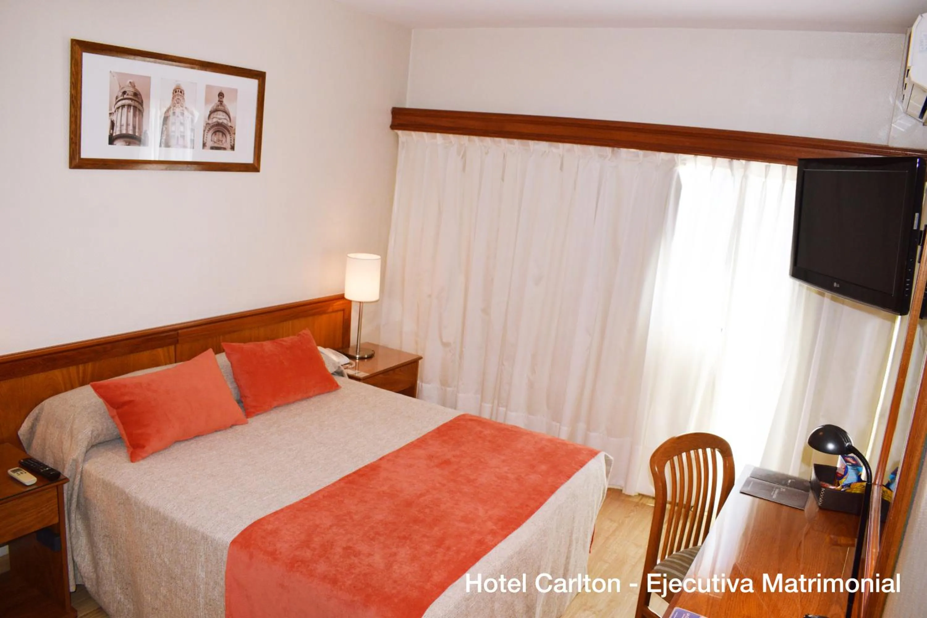 Other, Bed in Hotel Solans Carlton