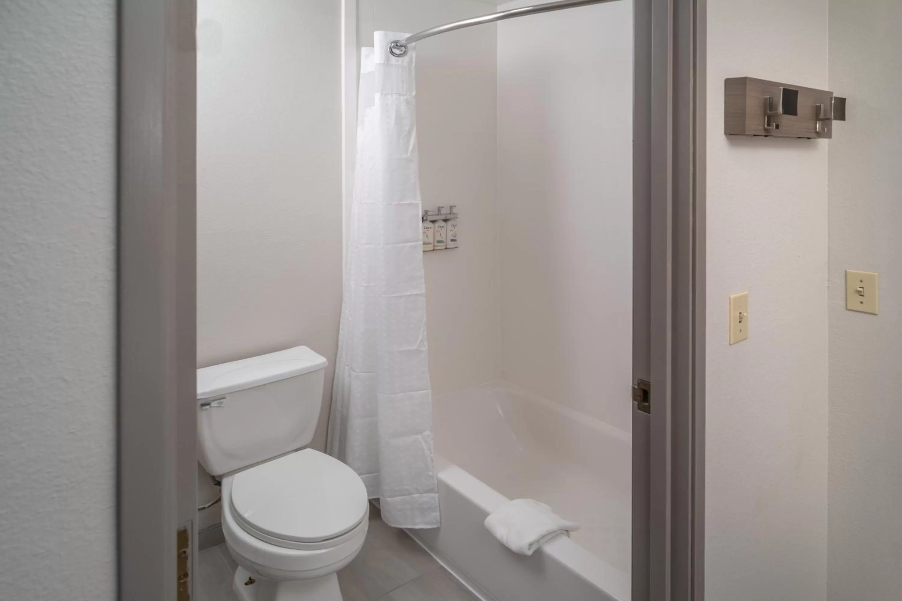 Bathroom in Holiday Inn Express - Charleston/Kanawha City by IHG