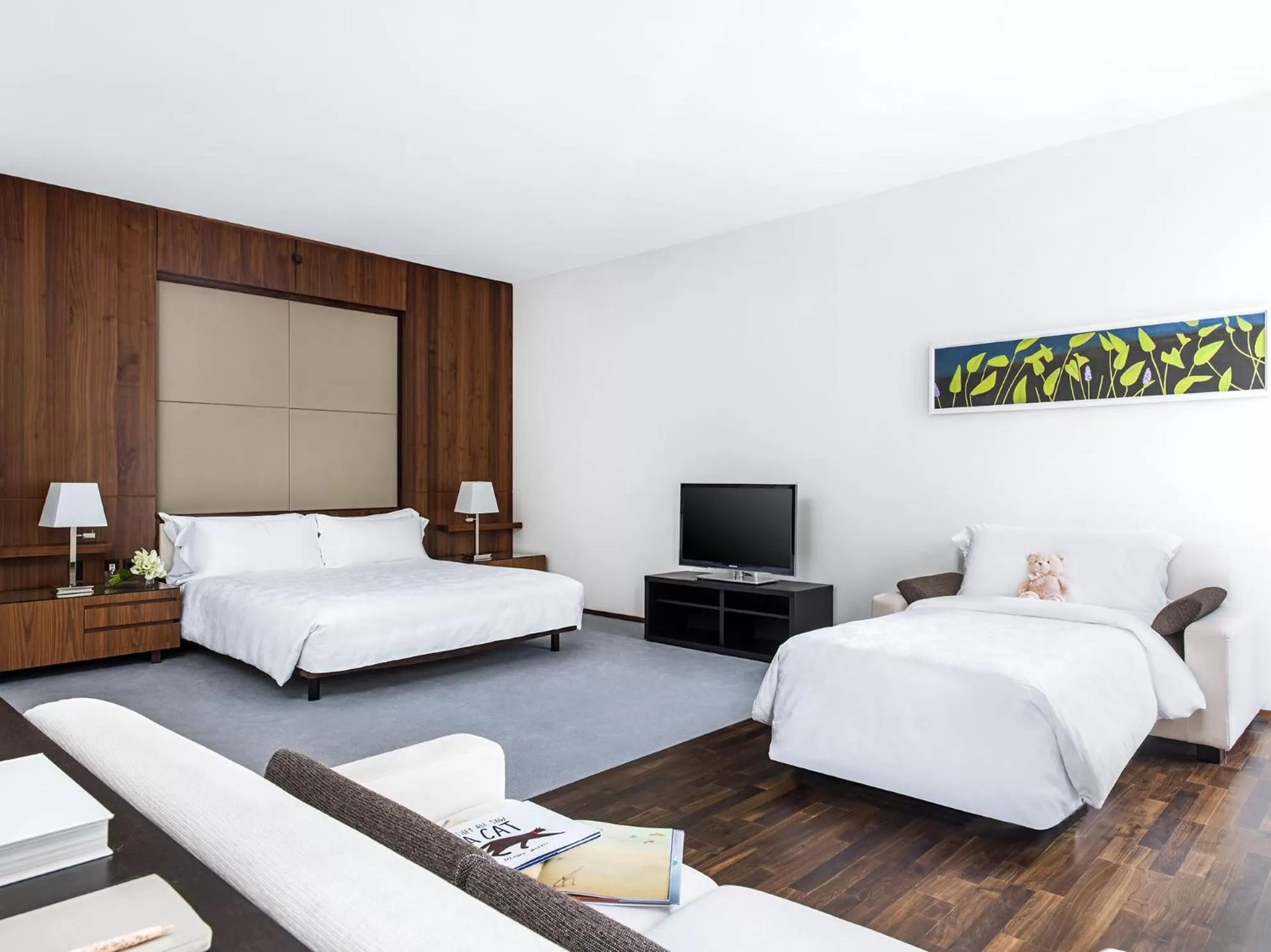 Bed in The Langham, New York, Fifth Avenue