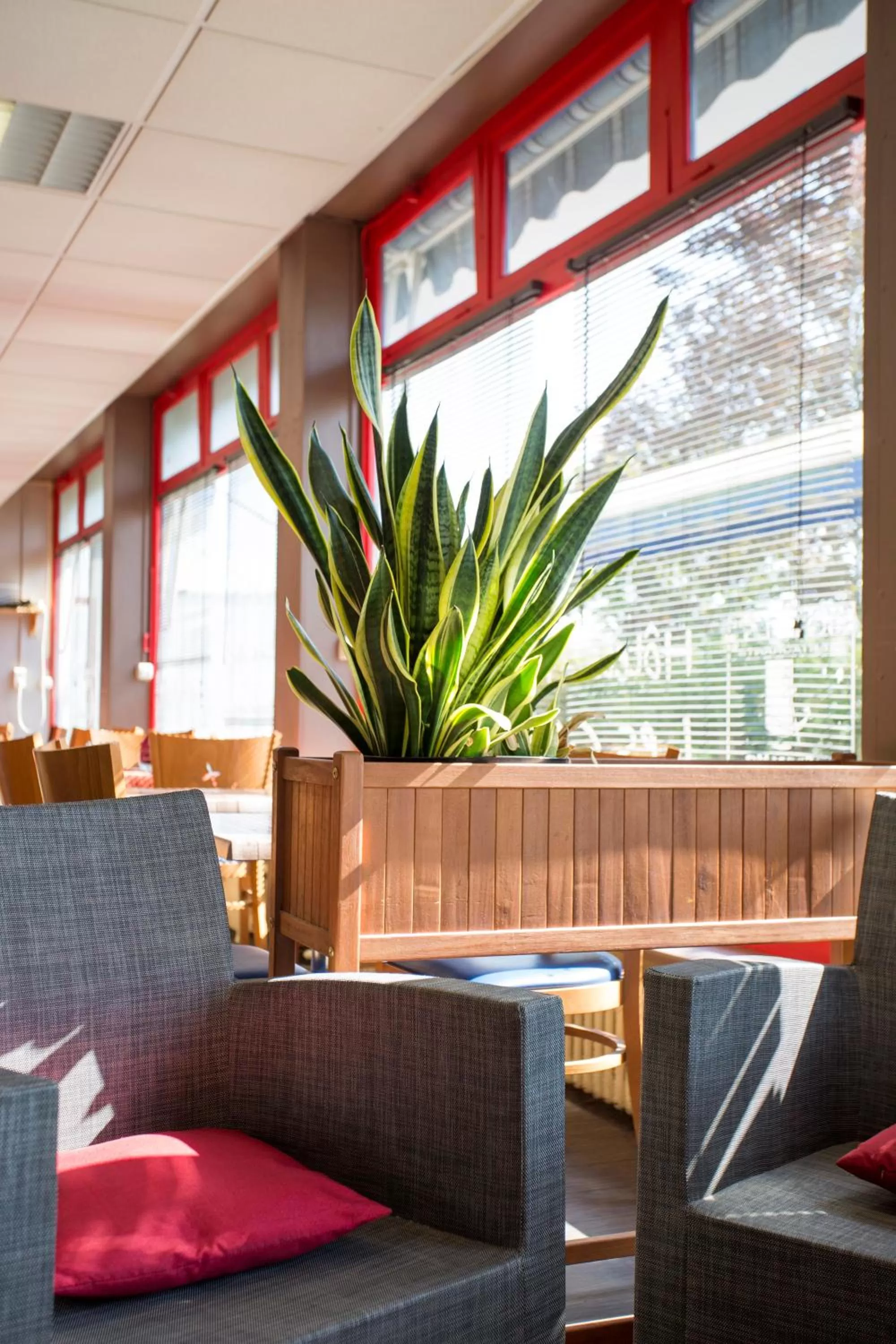 Hôtel Les Gens De Mer Lorient by Popinns