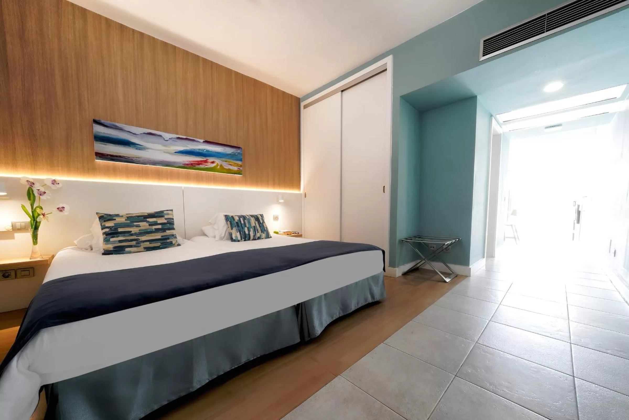 Junior Suite (1 Adult + 1 Child) in Morasol Suites