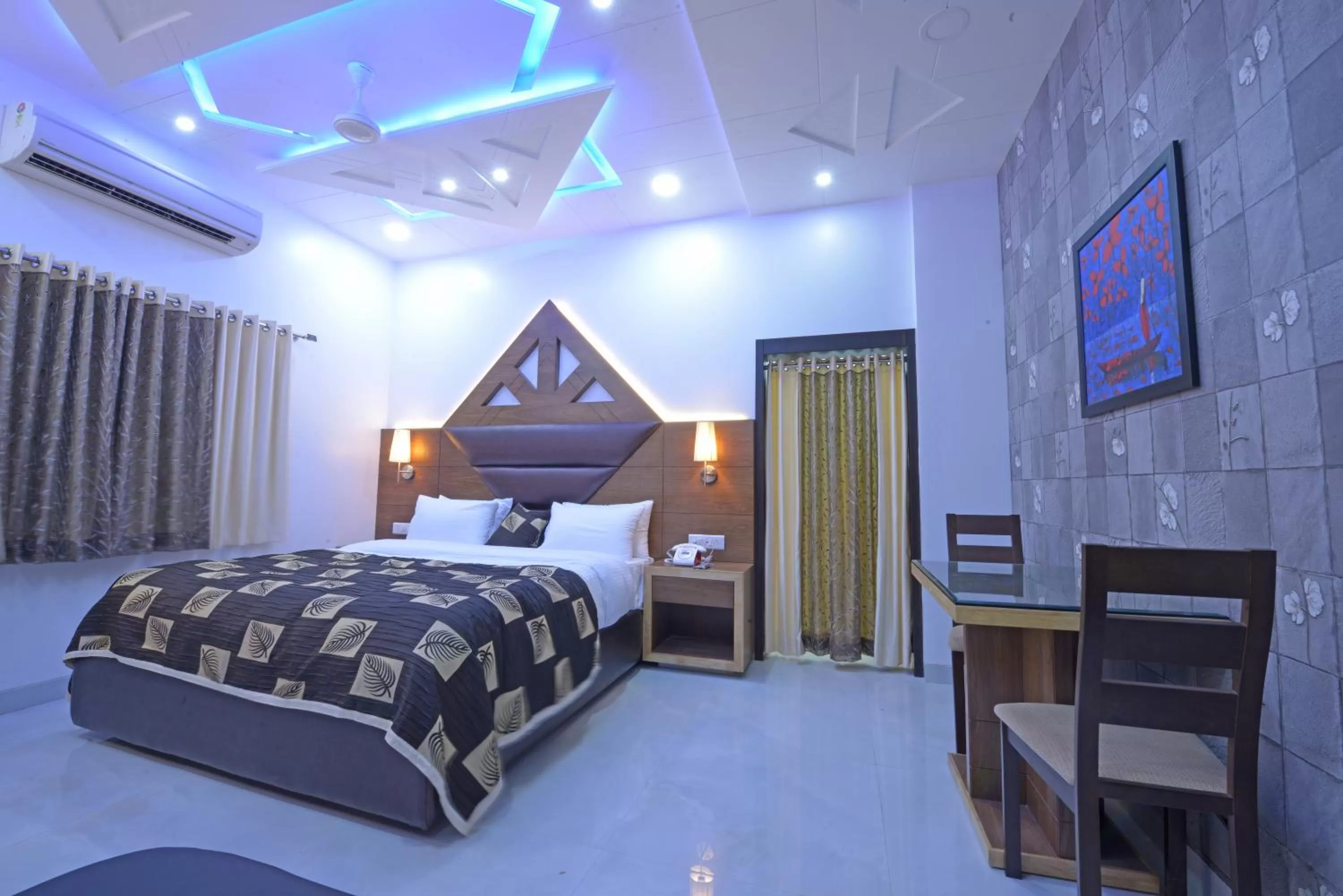 Bed in Hotel JP International