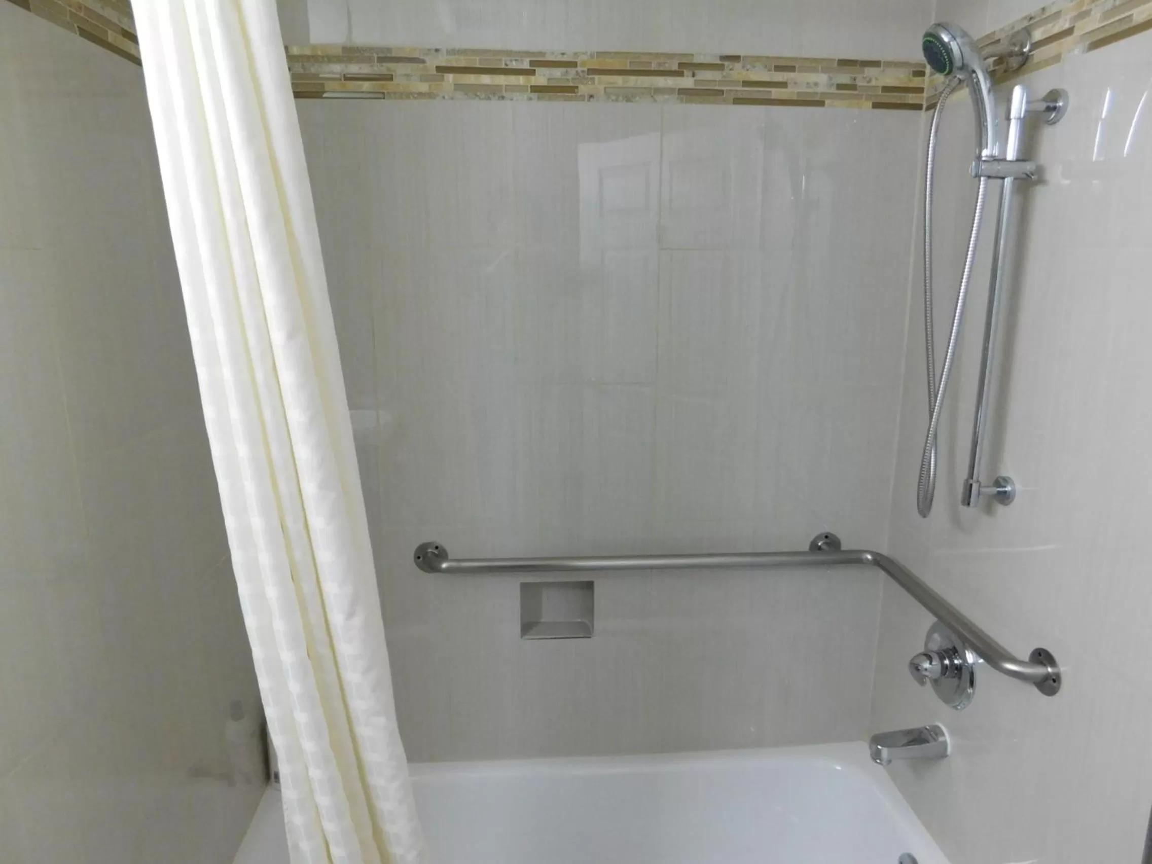 Shower in Continental Lodge