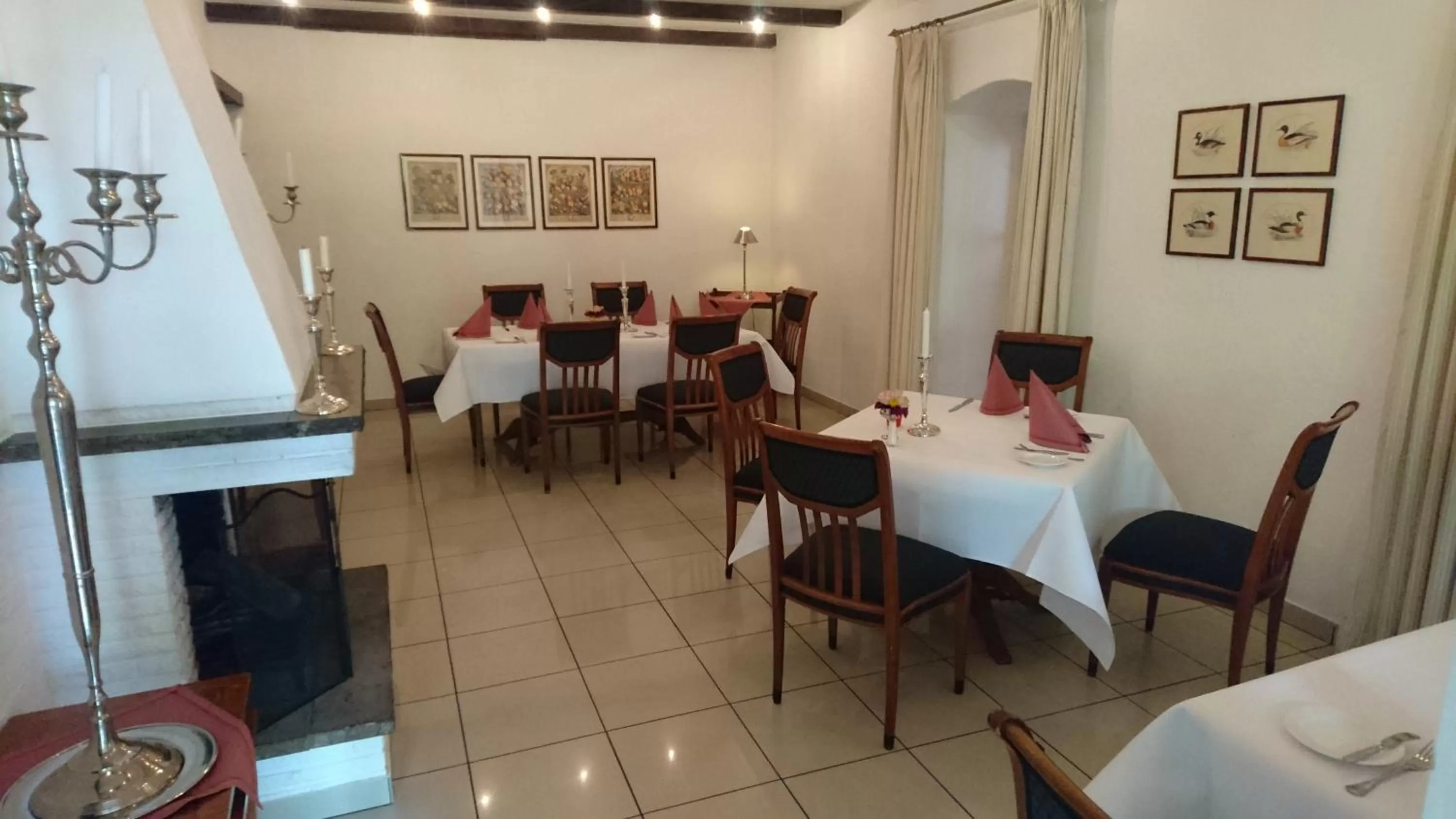 Decorative detail, Restaurant/Places to Eat in Waldhaus an de Miälkwellen