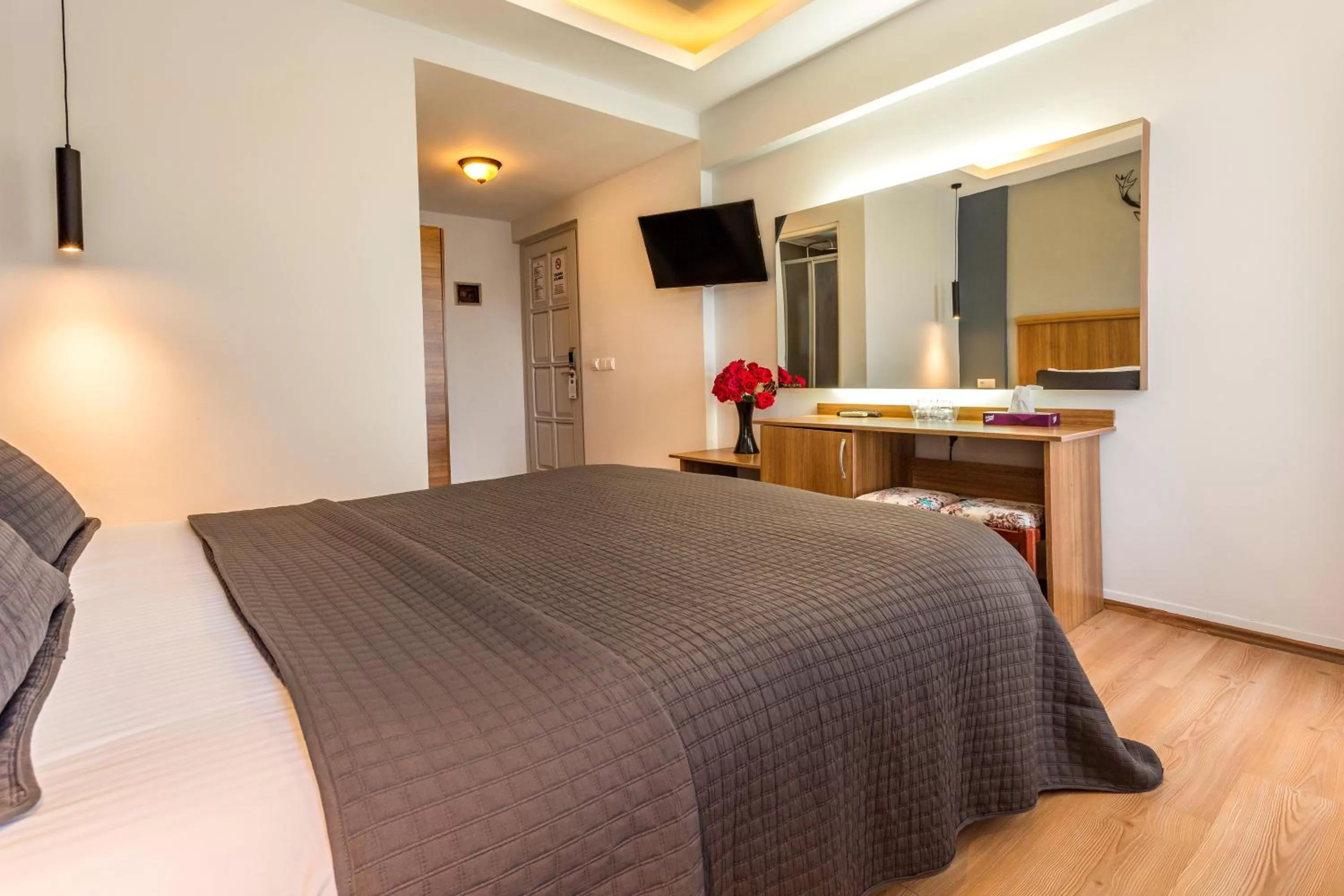 Photo of the whole room, Bed in Aqua Princess Hotel