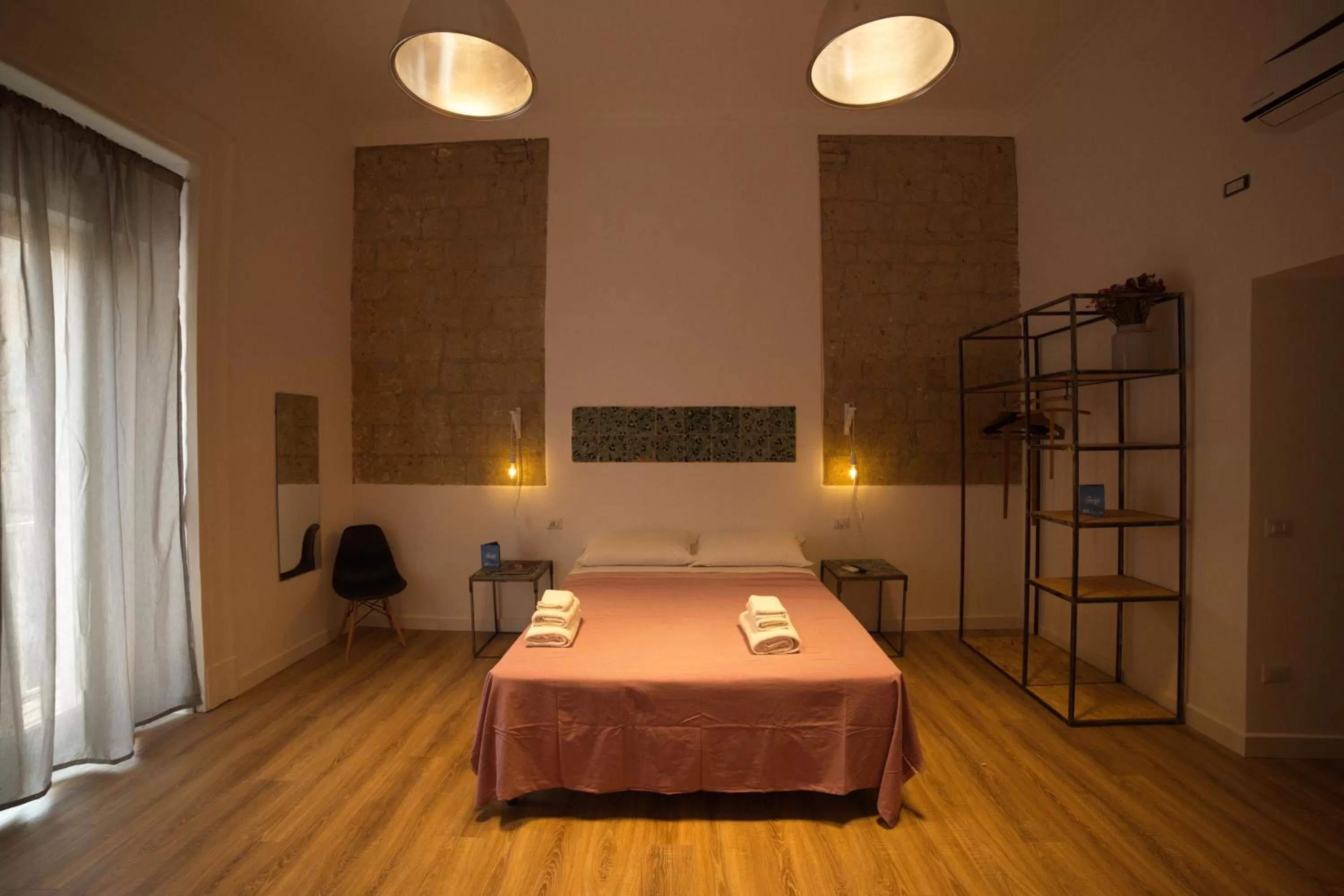 Bed in Borgo Vergini Garden B&B