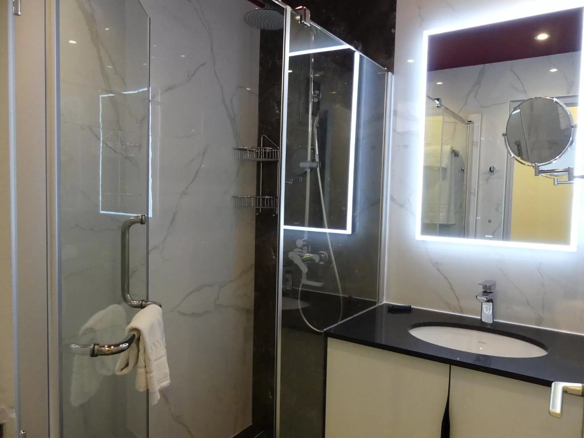 Shower in Résidence Le Vallon Guadeloupe Parc Piscine Appartements & Studios