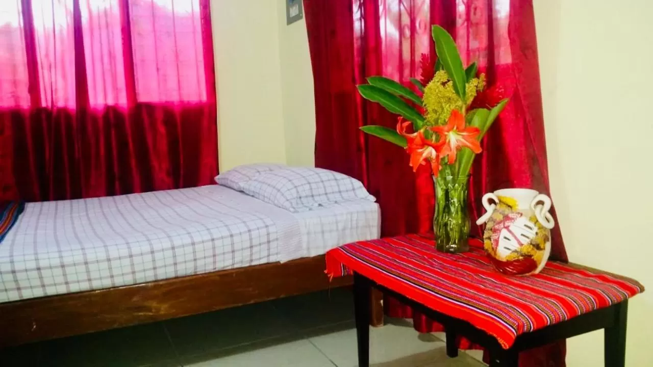 Bed in Hotel & Hostal Yaxkin Copan