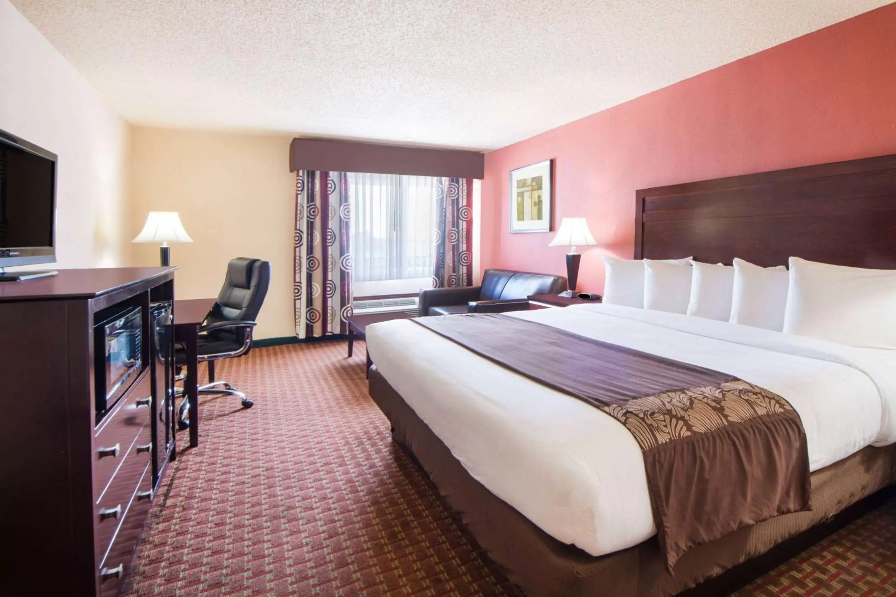 King Room - Non-Smoking in Travelodge by Wyndham Enid King Room - Non-Smoking in Travelodge by Wyndham Enid