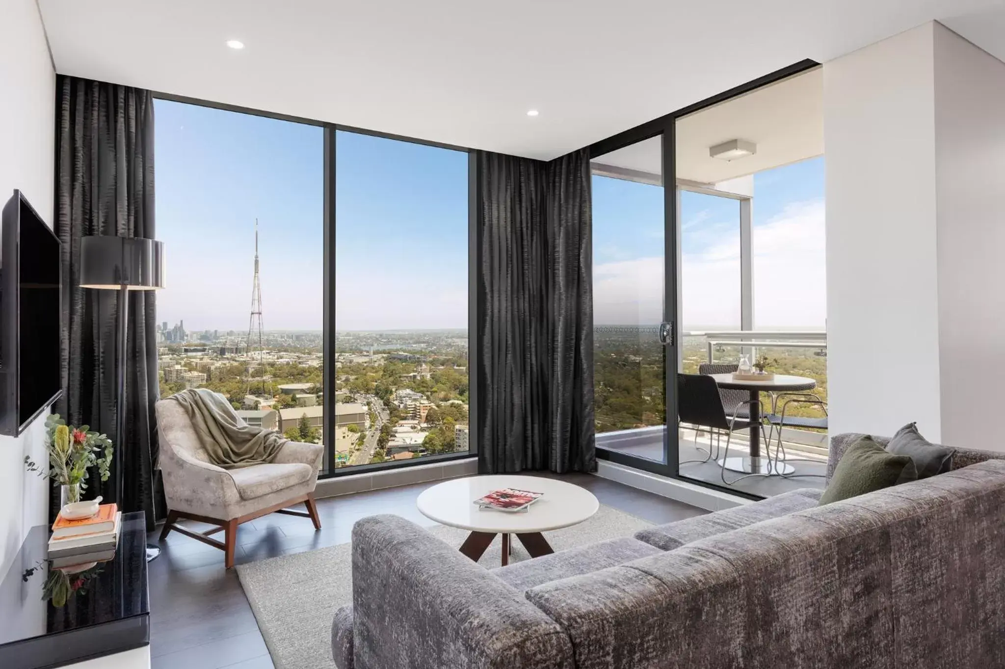 Meriton Suites Chatswood Meriton Suites Chatswood