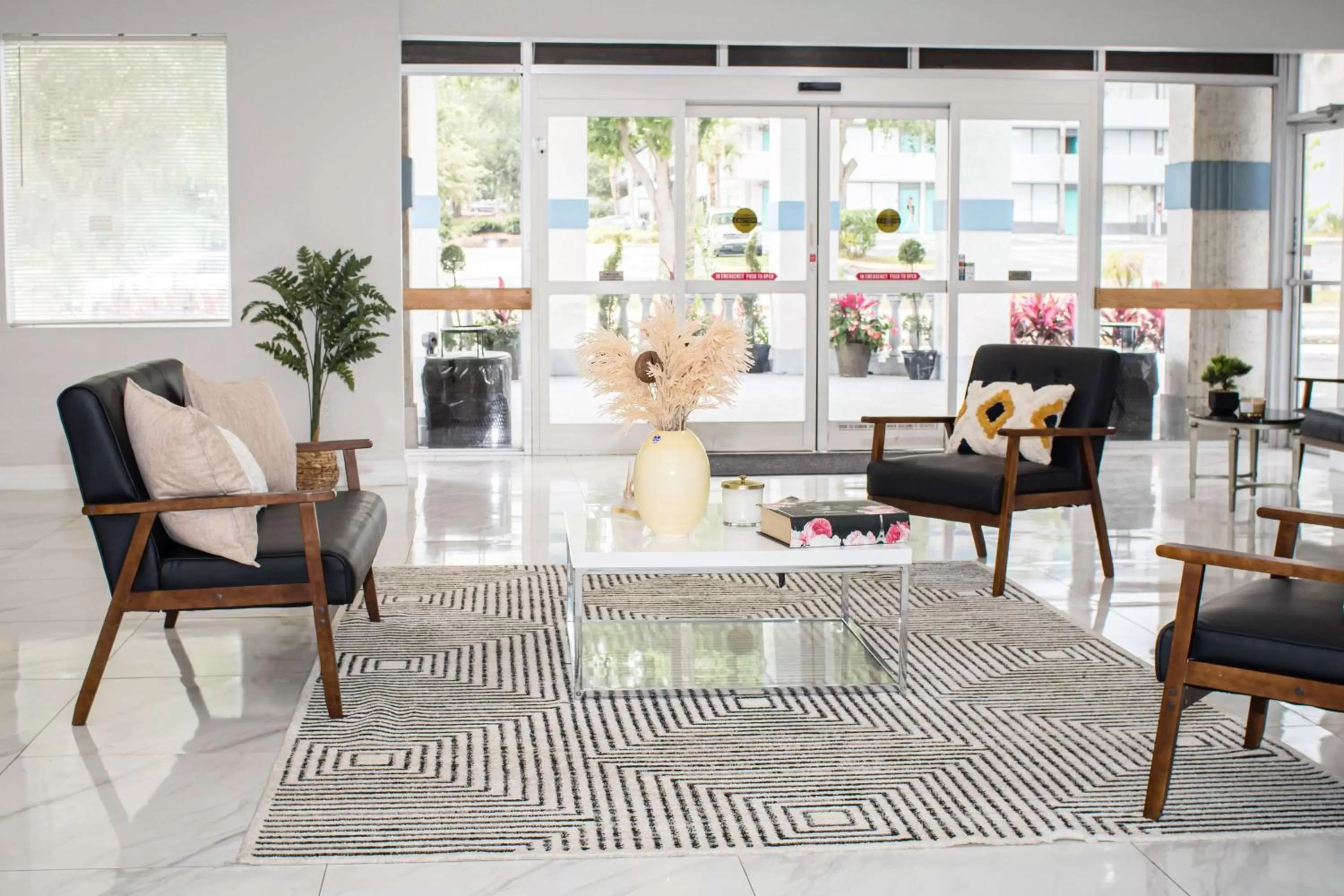 Lobby or reception in Baymont by Wyndham Altamonte Springs